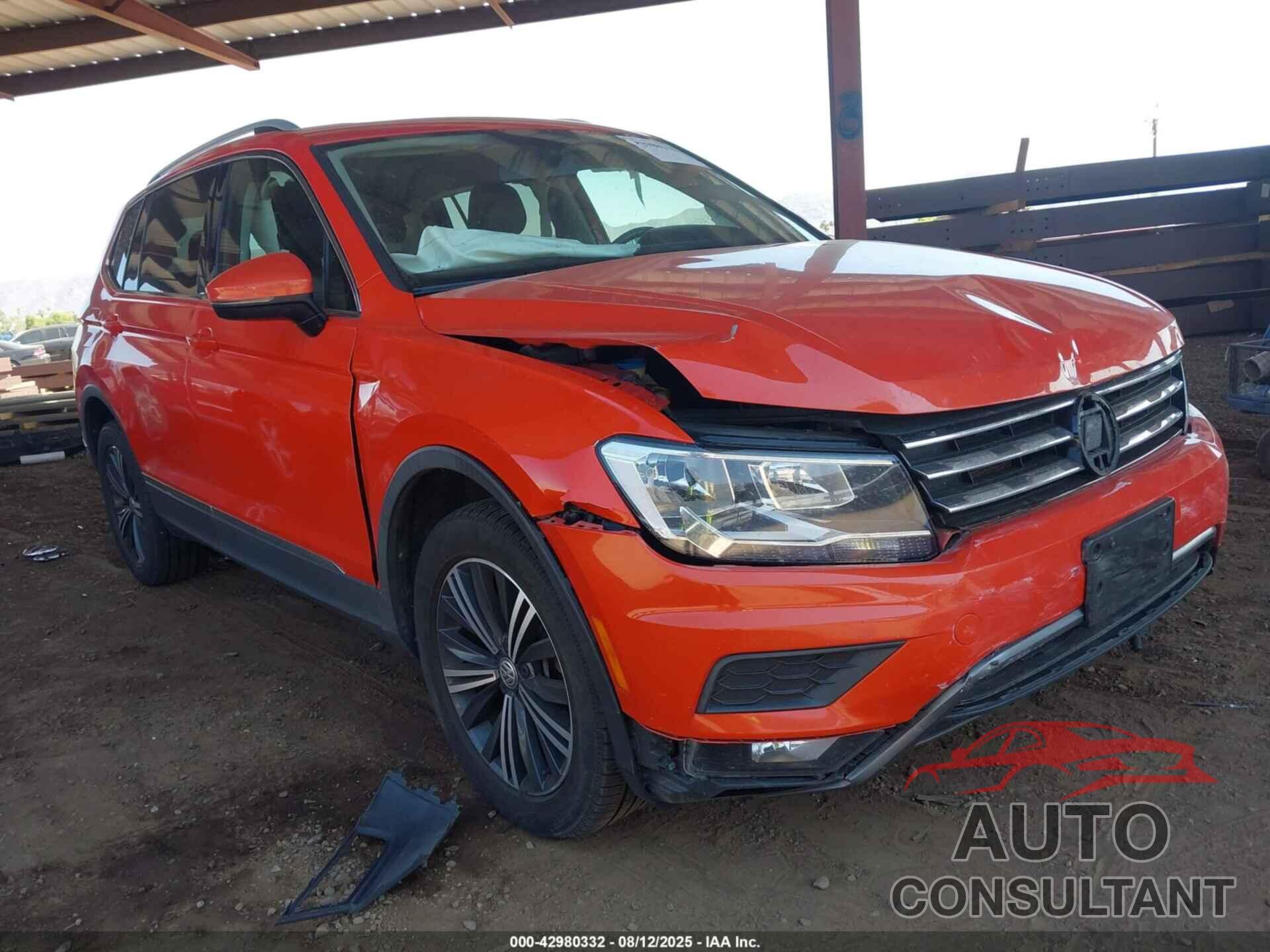 VOLKSWAGEN TIGUAN 2018 - 3VV2B7AX0JM020384