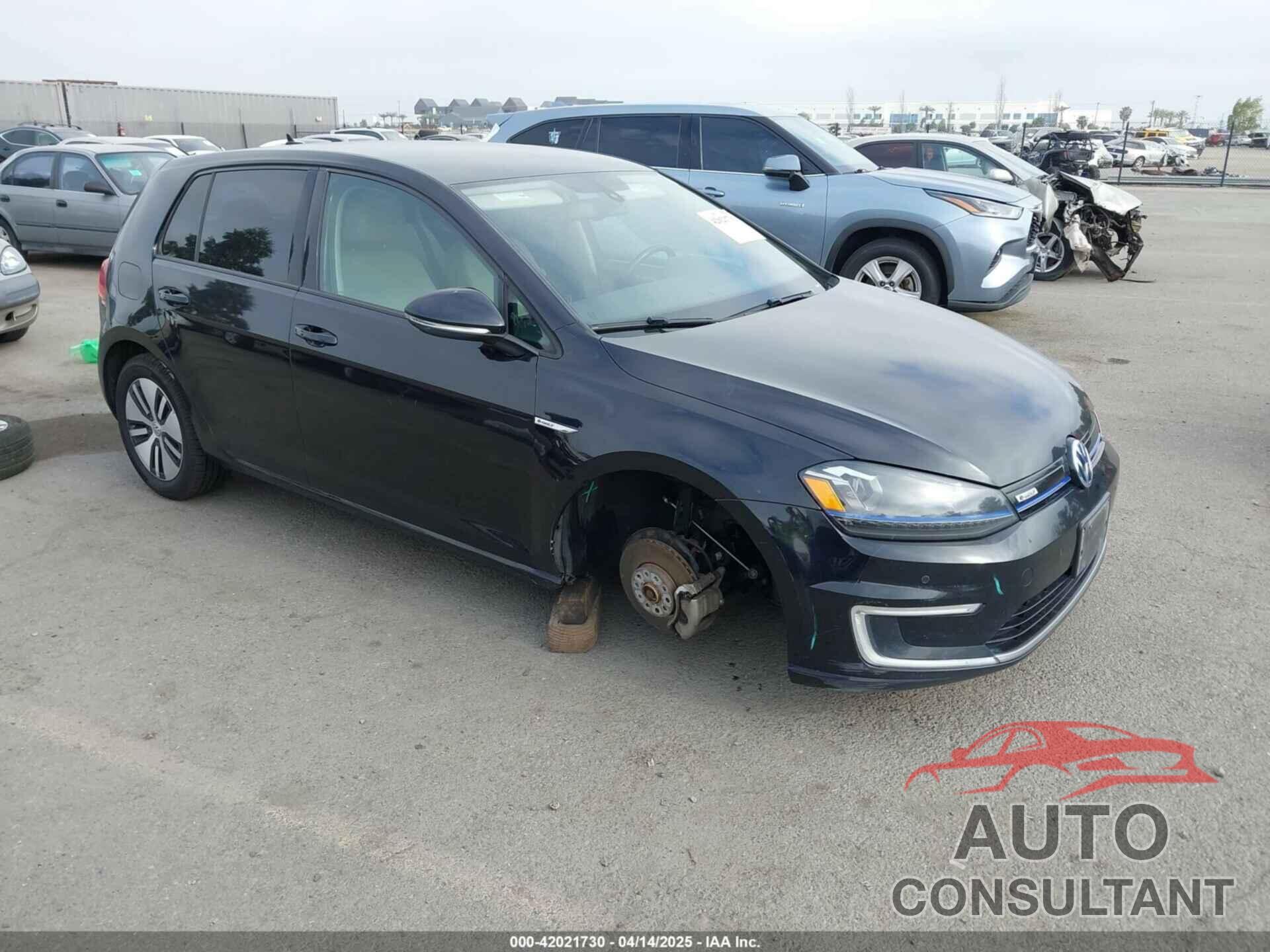 VOLKSWAGEN E-GOLF 2015 - WVWPP7AU6FW909550