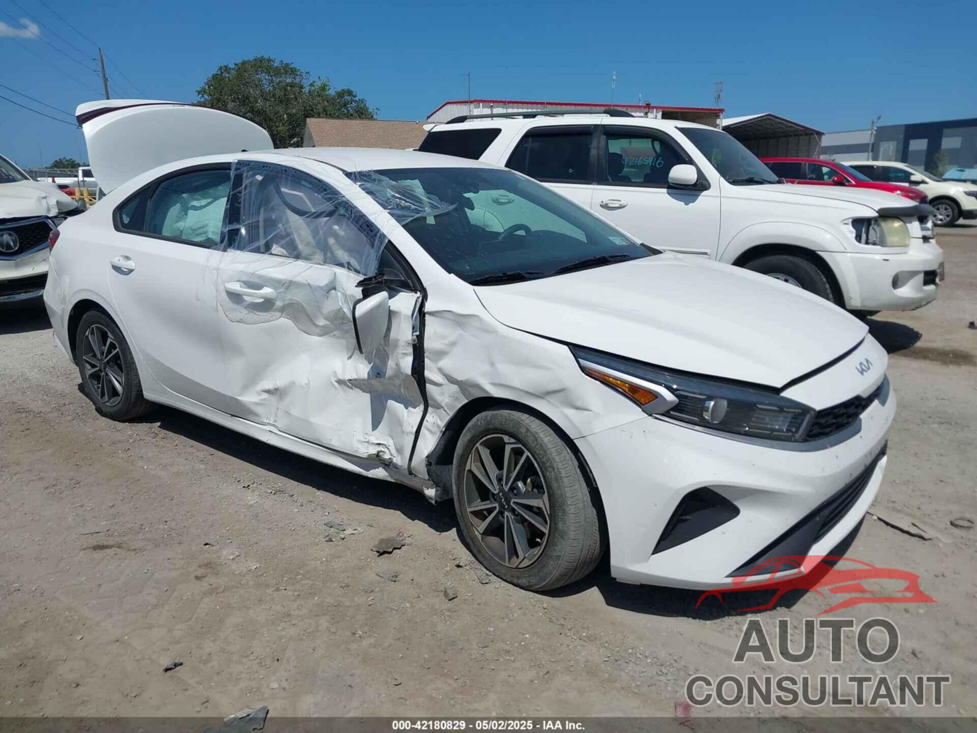 KIA FORTE 2022 - 3KPF24AD3NE499971