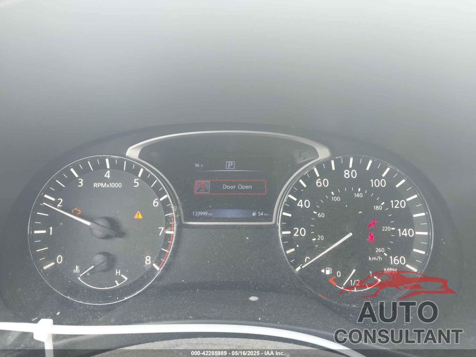 NISSAN PATHFINDER 2016 - 5N1AR2MN1GC655414