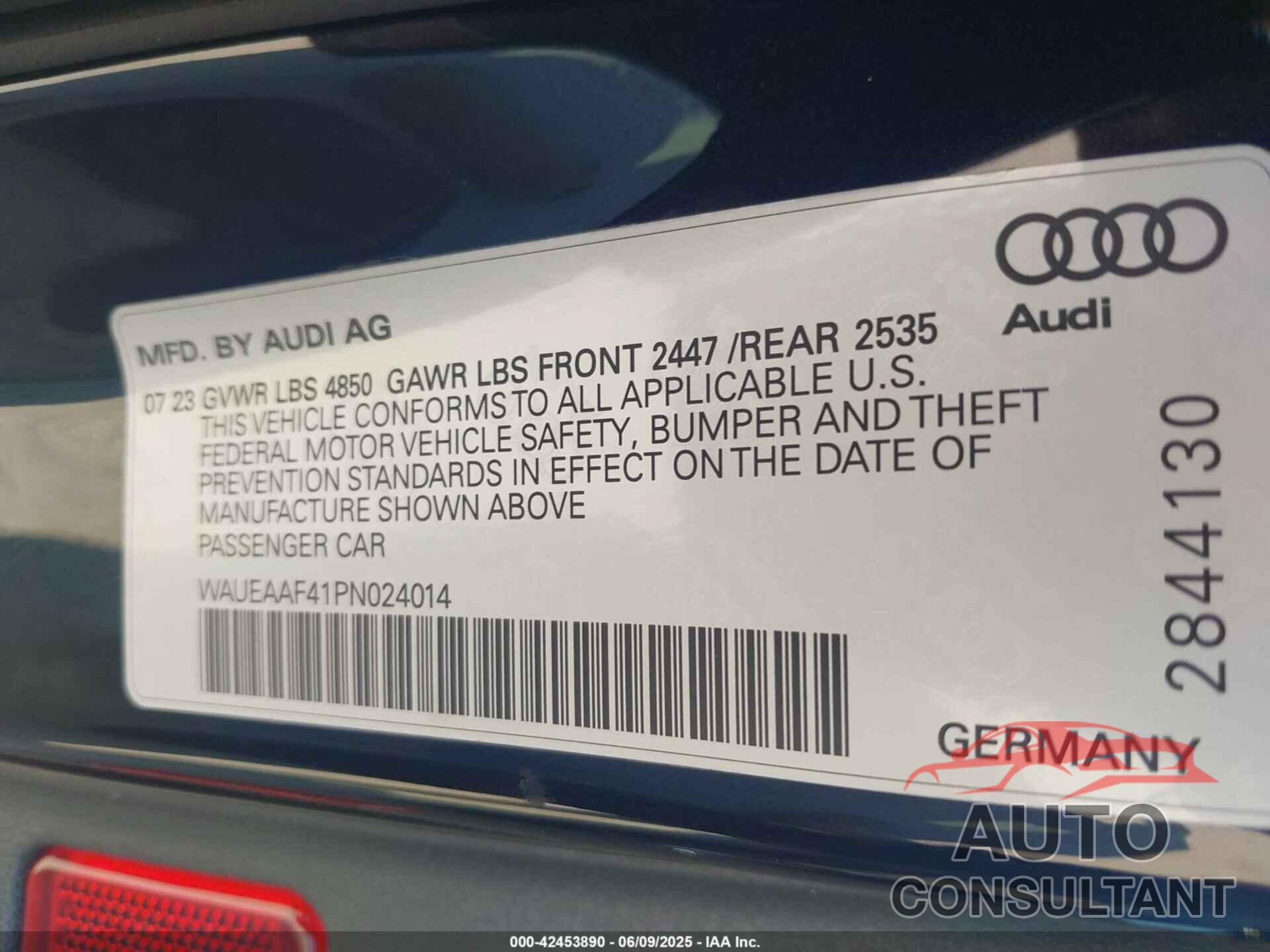 AUDI A4 2023 - WAUEAAF41PN024014