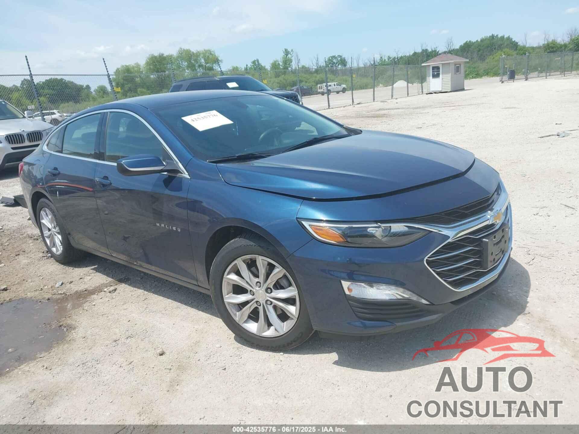 CHEVROLET MALIBU 2019 - 1G1ZD5ST4KF105973