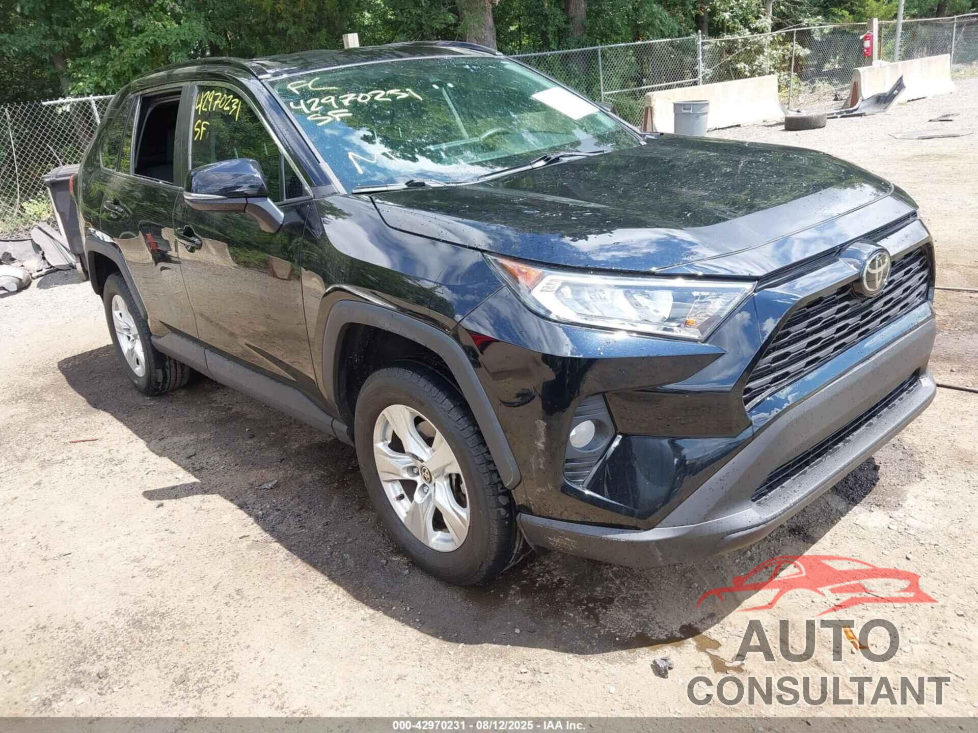TOYOTA RAV4 2021 - 2T3W1RFV3MC122904