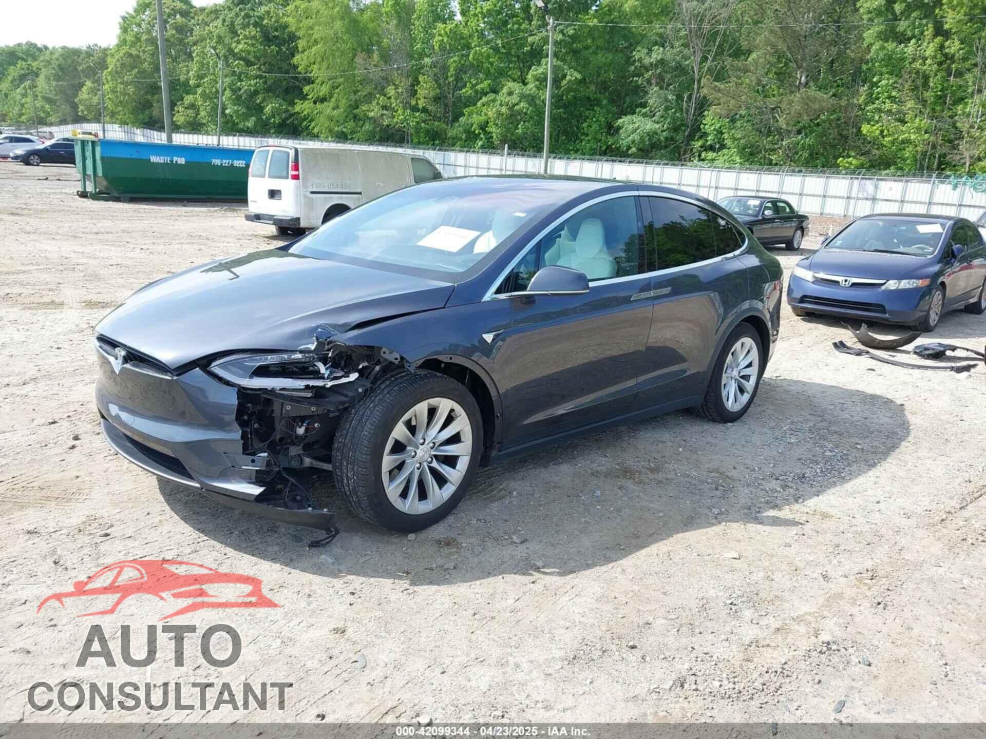 TESLA MODEL X 2017 - 5YJXCBE20HF070235