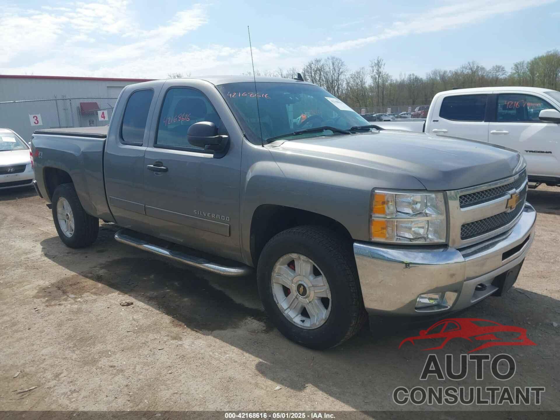 CHEVROLET SILVERADO 1500 2013 - 1GCRKSE79DZ198291