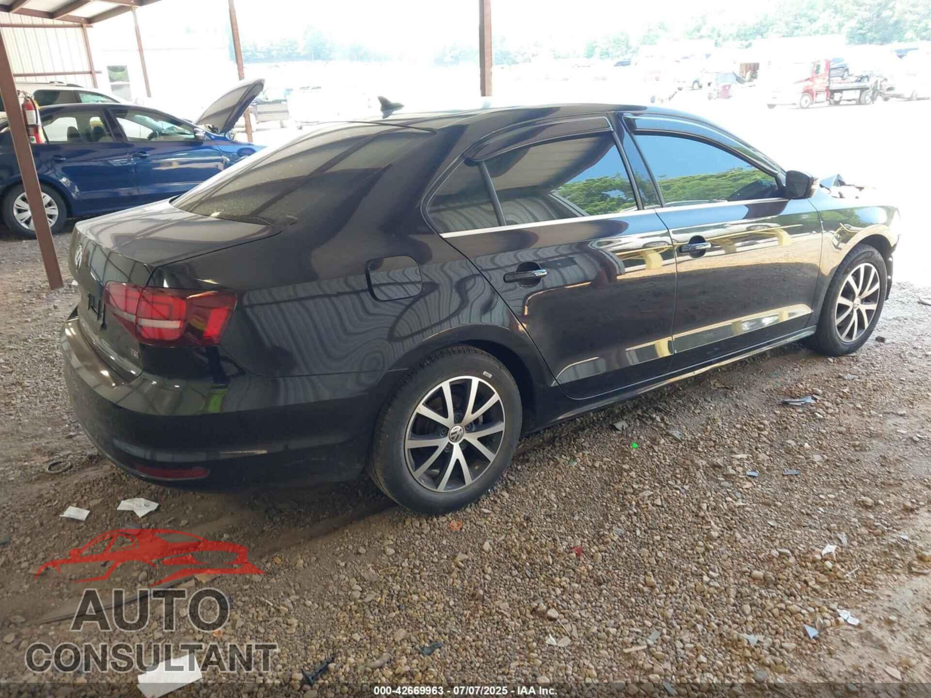 VOLKSWAGEN JETTA 2017 - 3VWDB7AJ7HM373537