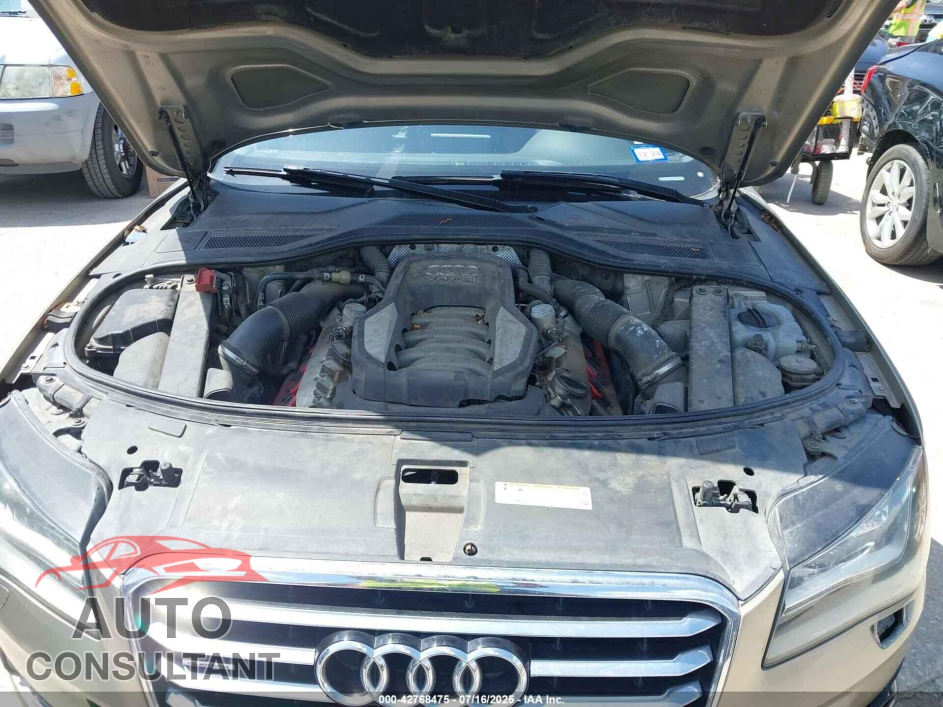AUDI A8 L 2012 - WAURVAFD1CN010078