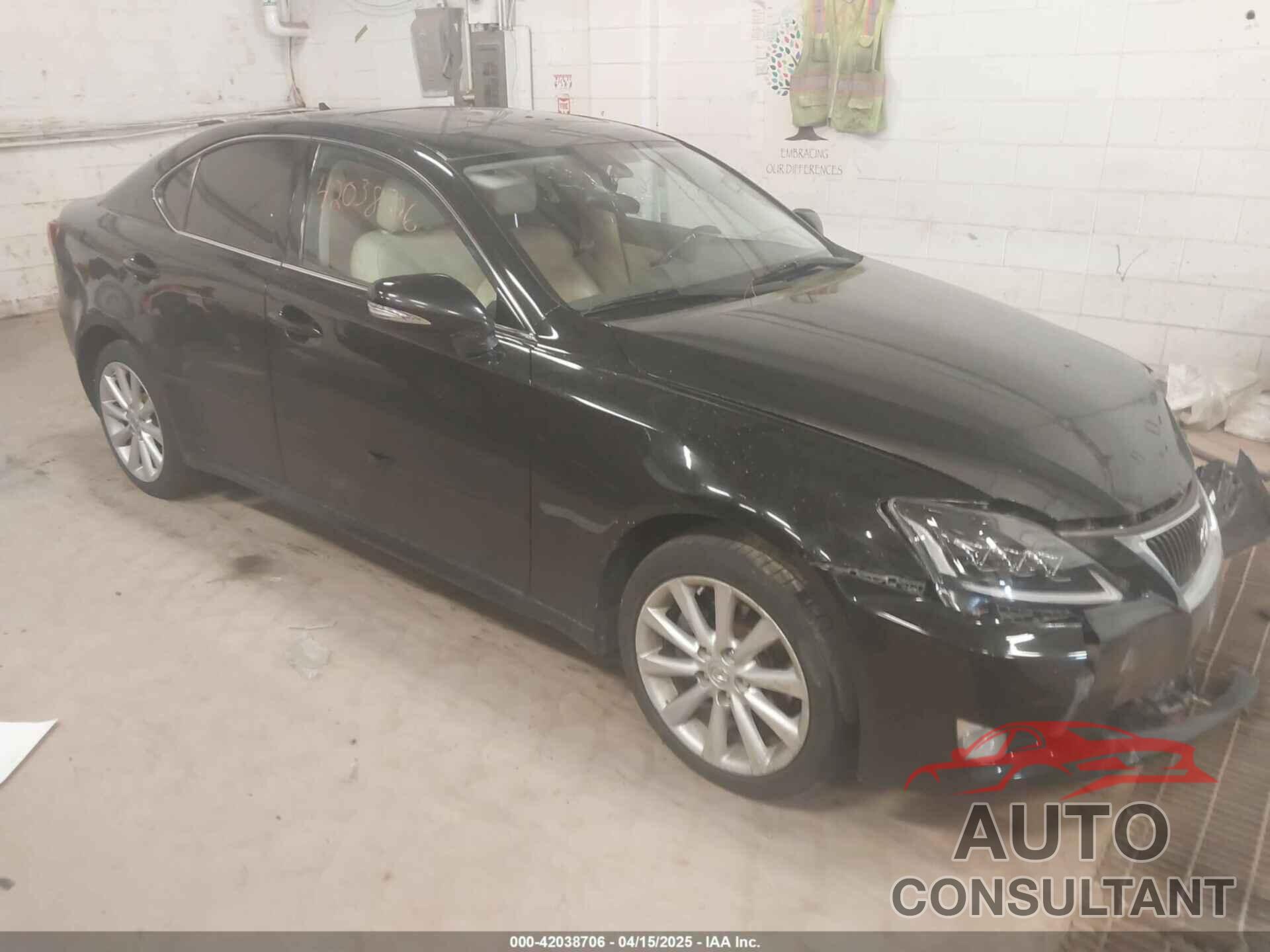 LEXUS IS 250 2009 - JTHCK262992030335