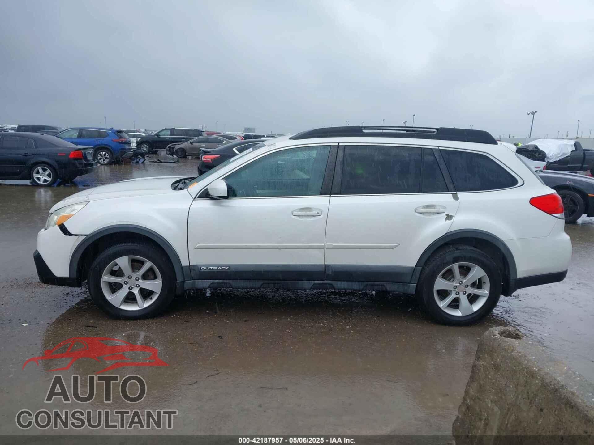 SUBARU OUTBACK 2014 - 4S4BRBCC2E3224971