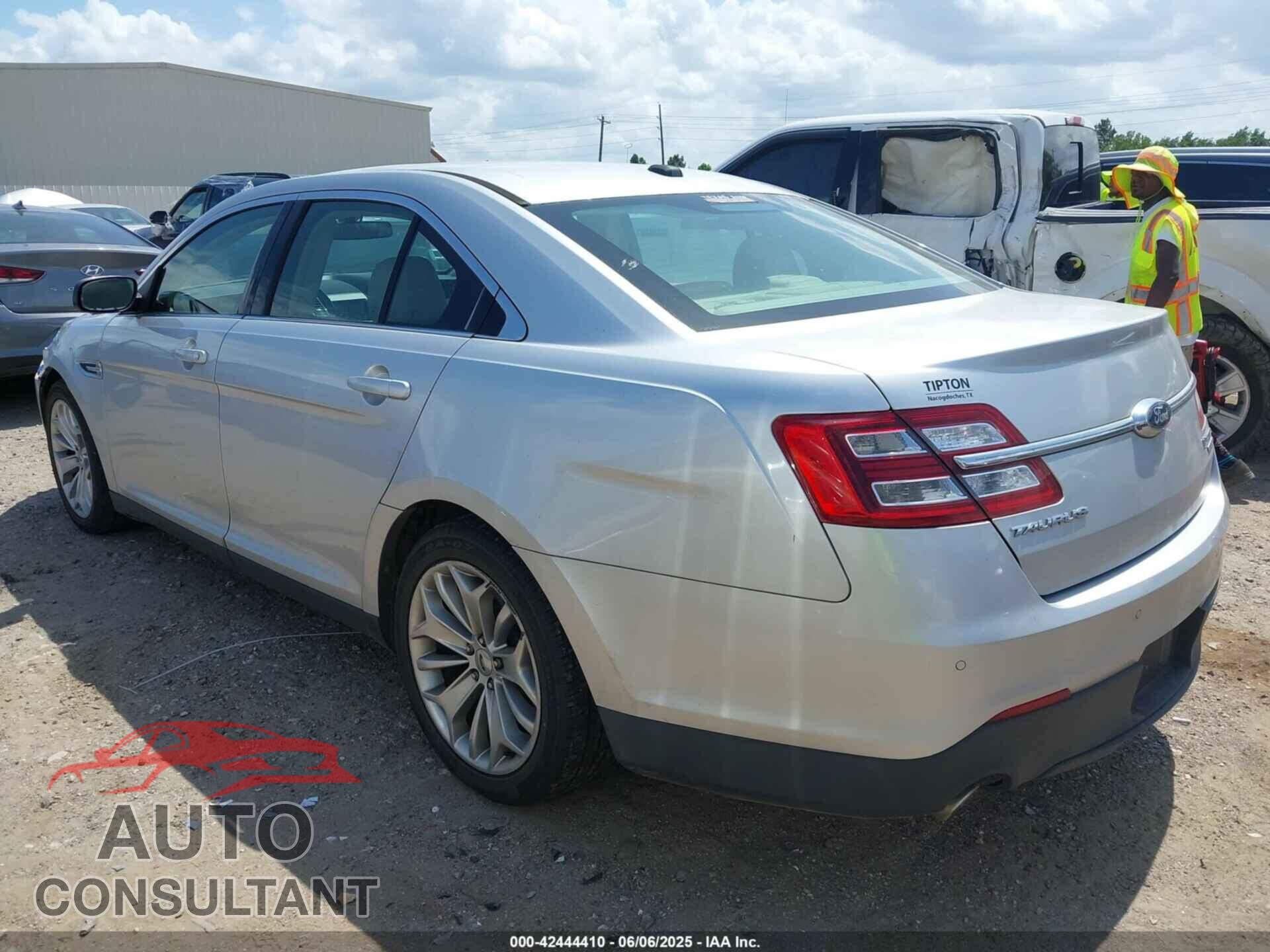 FORD TAURUS 2013 - 1FAHP2F88DG184453