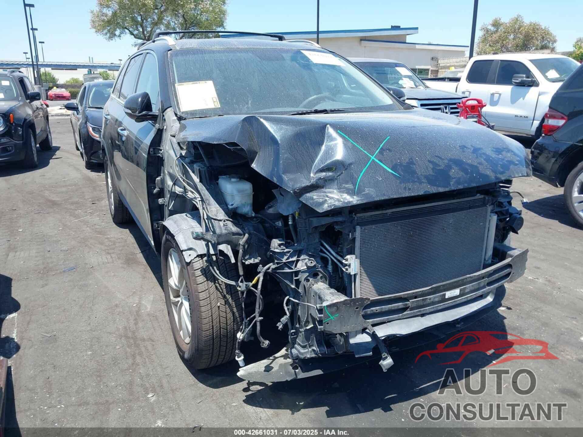 KIA SORENTO 2017 - 5XYPGDA52HG233427