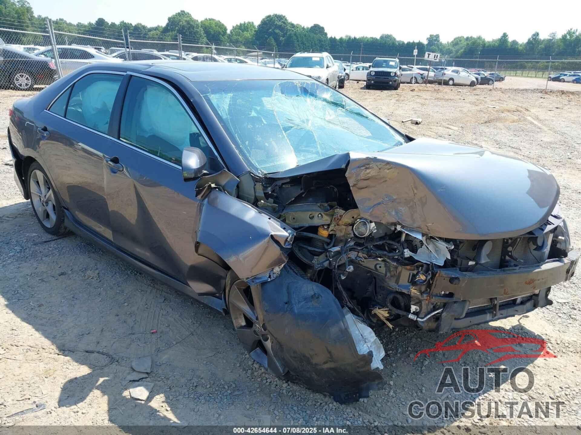 TOYOTA CAMRY 2014 - 4T1BF1FK7EU403121