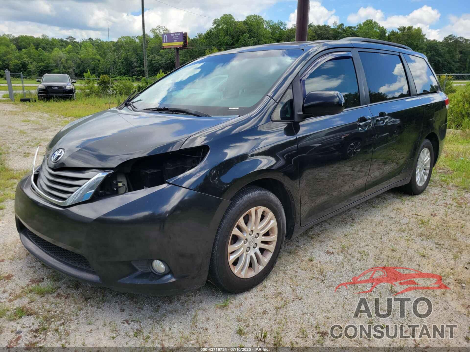 TOYOTA SIENNA 2013 - 5TDYK3DC2DS397670