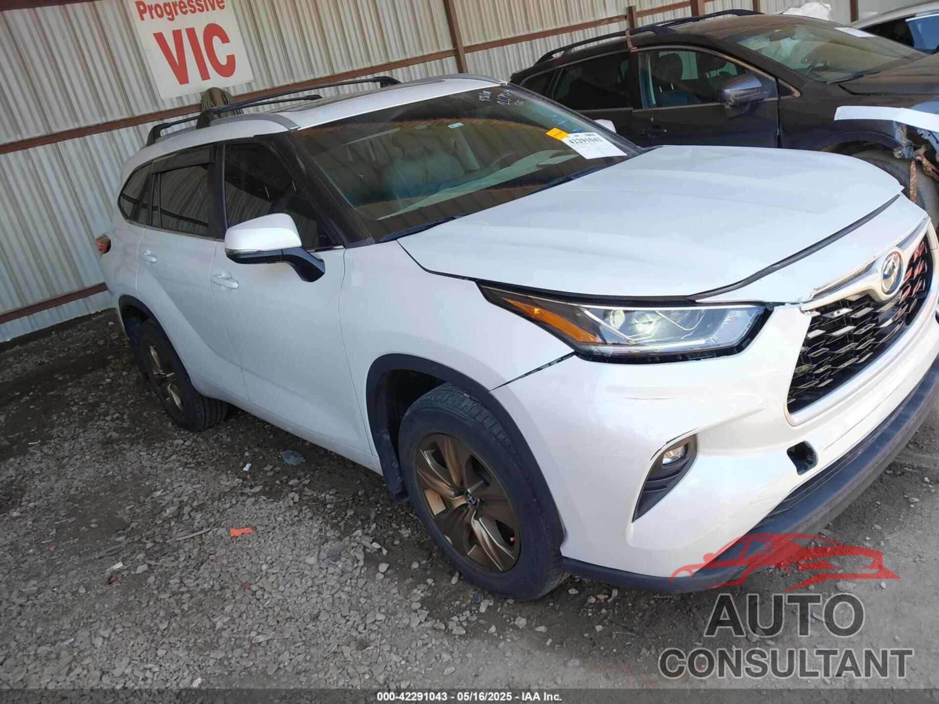 TOYOTA HIGHLANDER 2023 - 5TDAARAH7PS017203