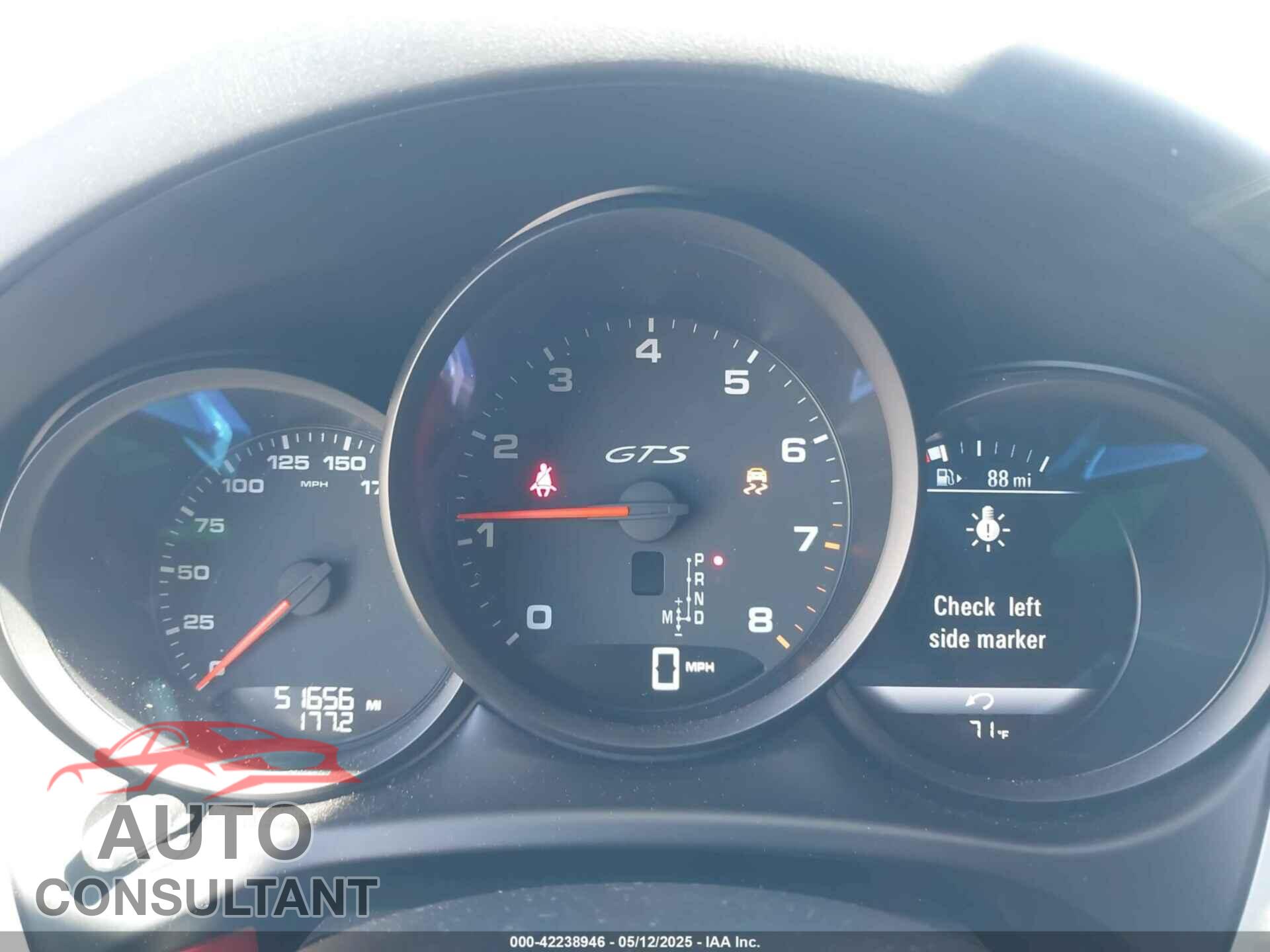 PORSCHE MACAN 2017 - WP1AG2A55HLB53391