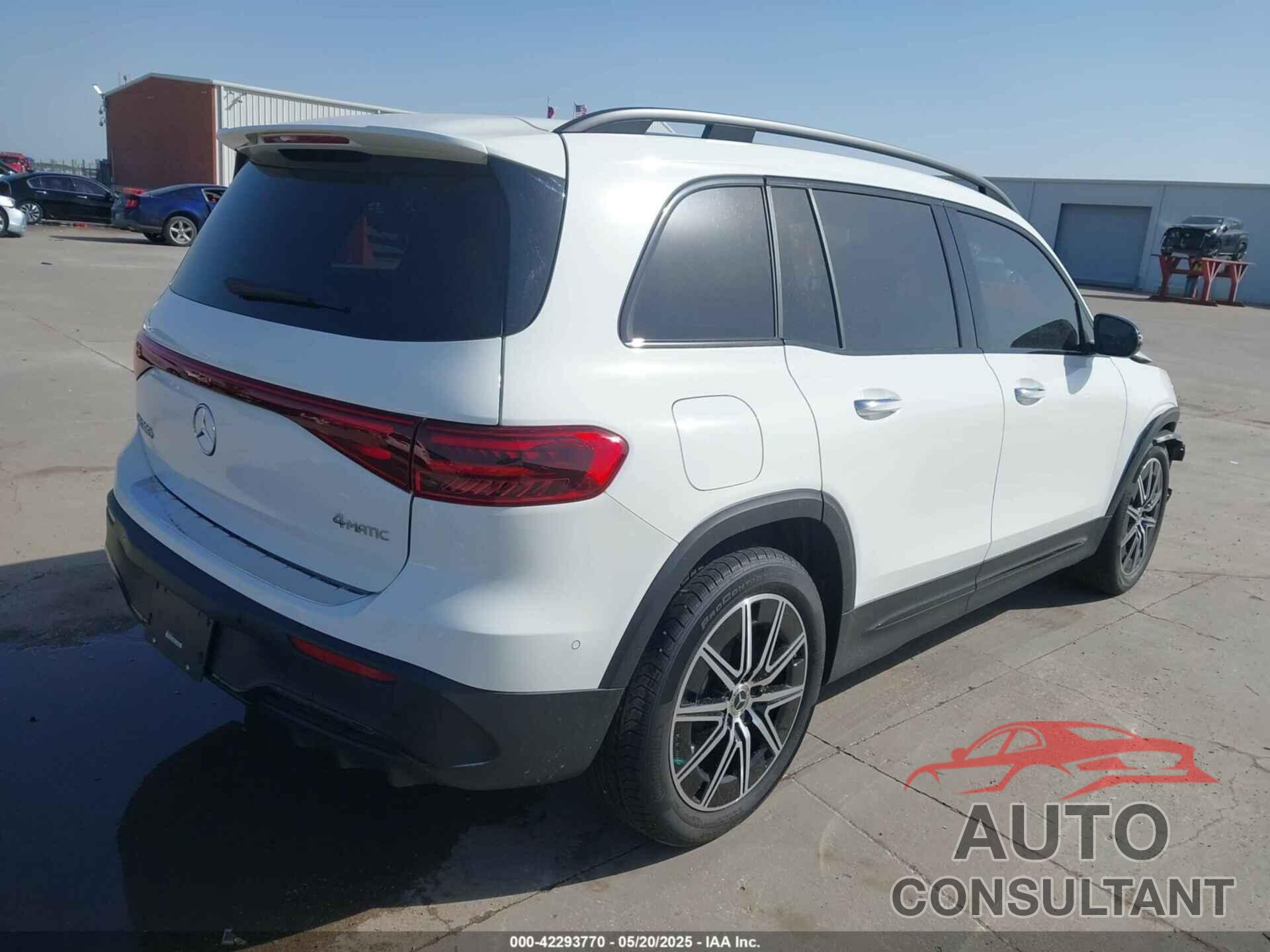 MERCEDES-BENZ EQB 300 SUV 2024 - W1N9M0KB8RN104156