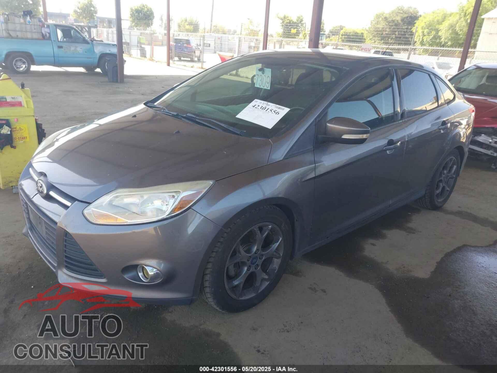 FORD FOCUS 2014 - 1FADP3F28EL267275