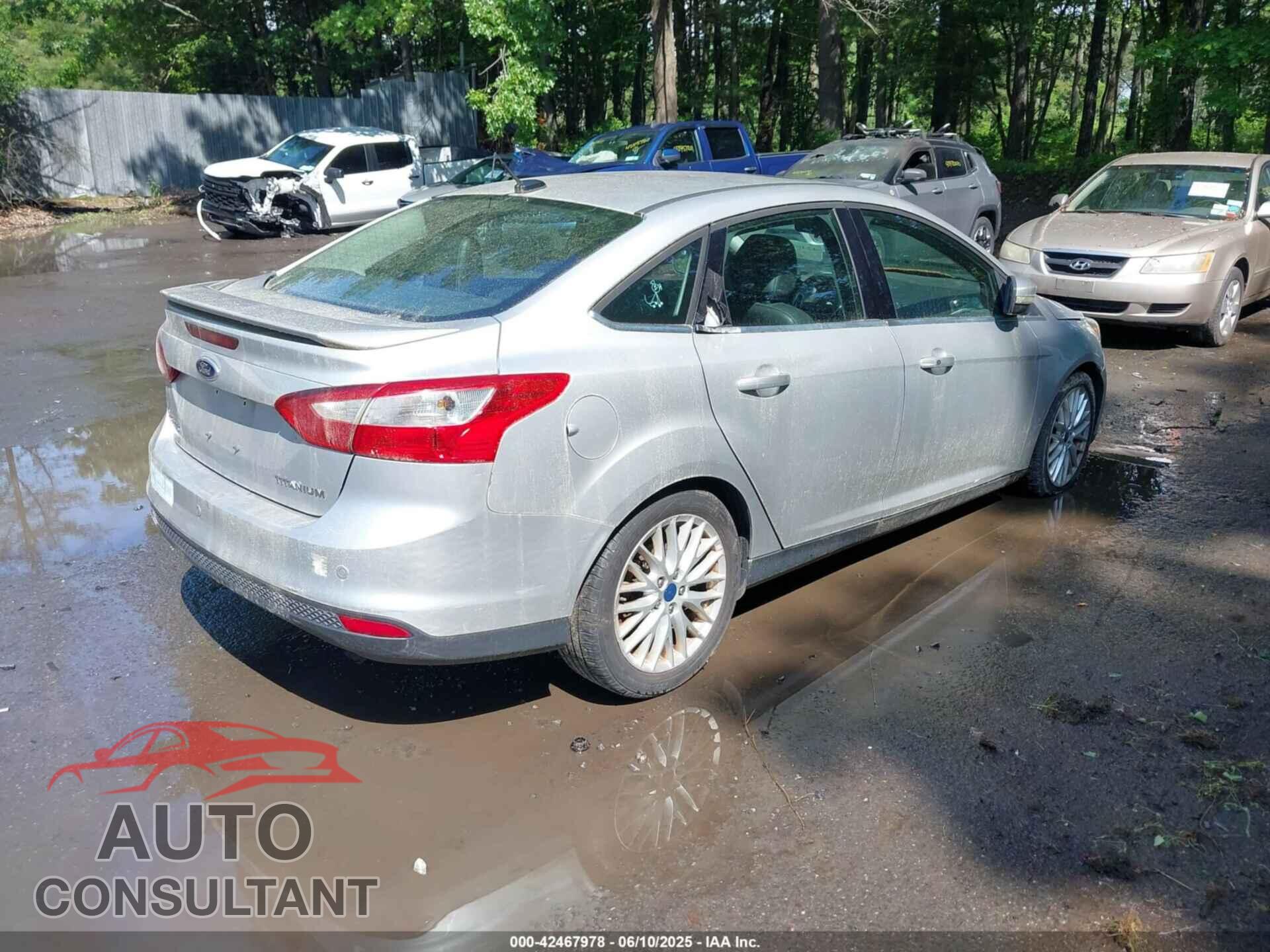 FORD FOCUS 2013 - 1FADP3J28DL103370
