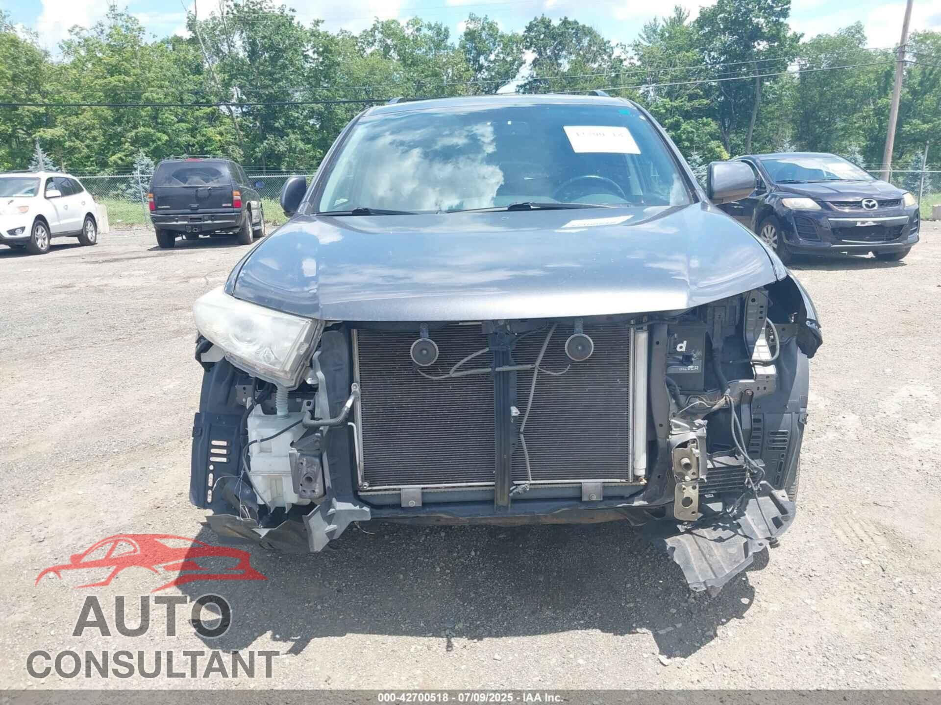 TOYOTA HIGHLANDER 2012 - 5TDBK3EH0CS170069