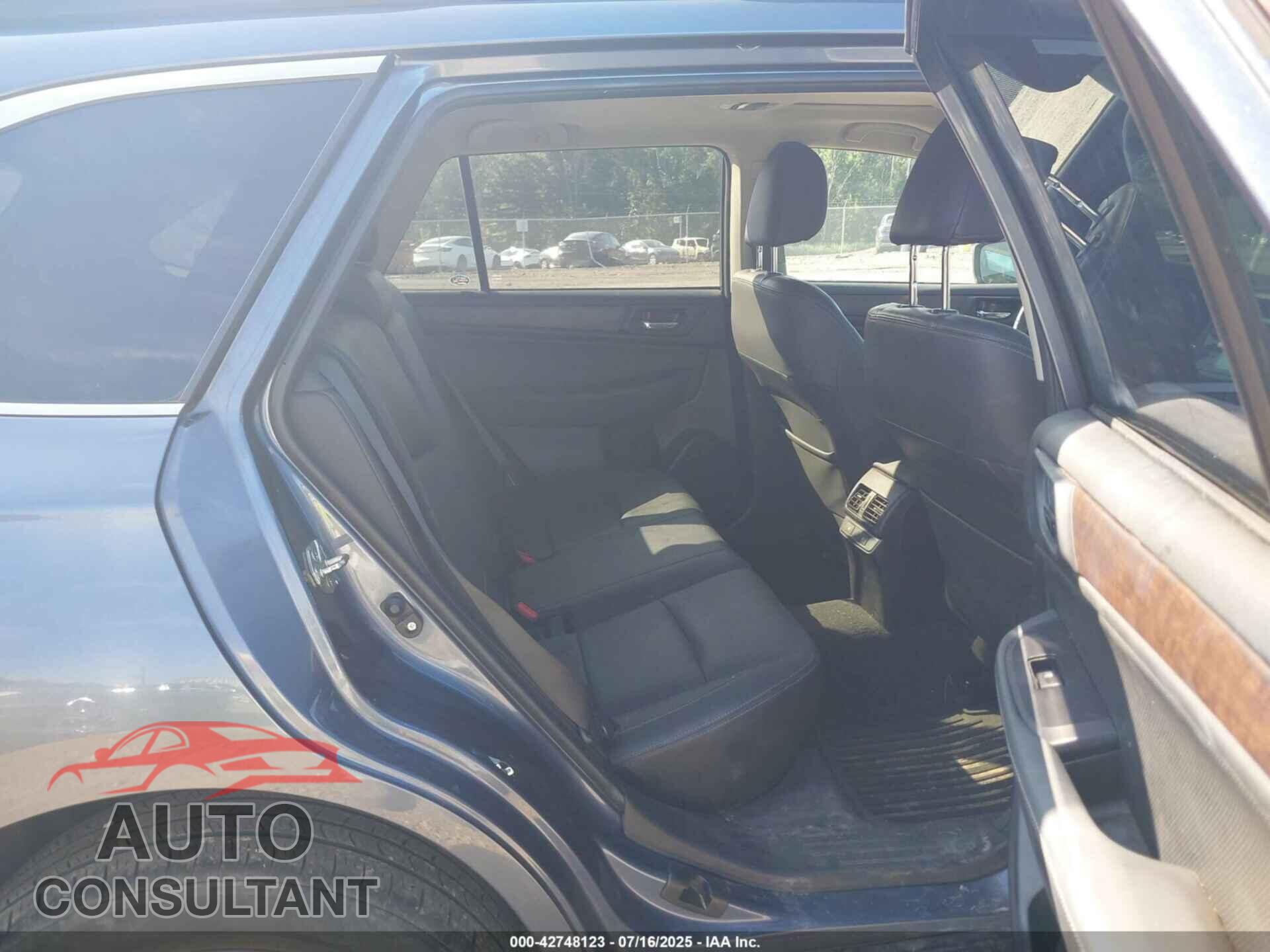 SUBARU OUTBACK 2017 - 4S4BSANC0H3314054