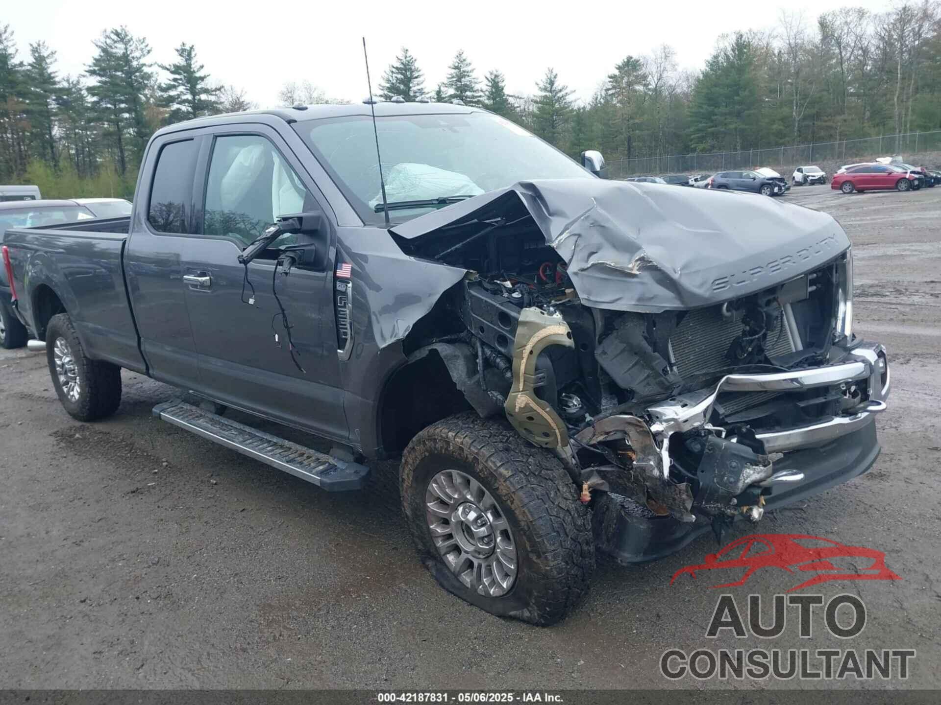 FORD F-350 2022 - 1FT8X3BN7NEE11690