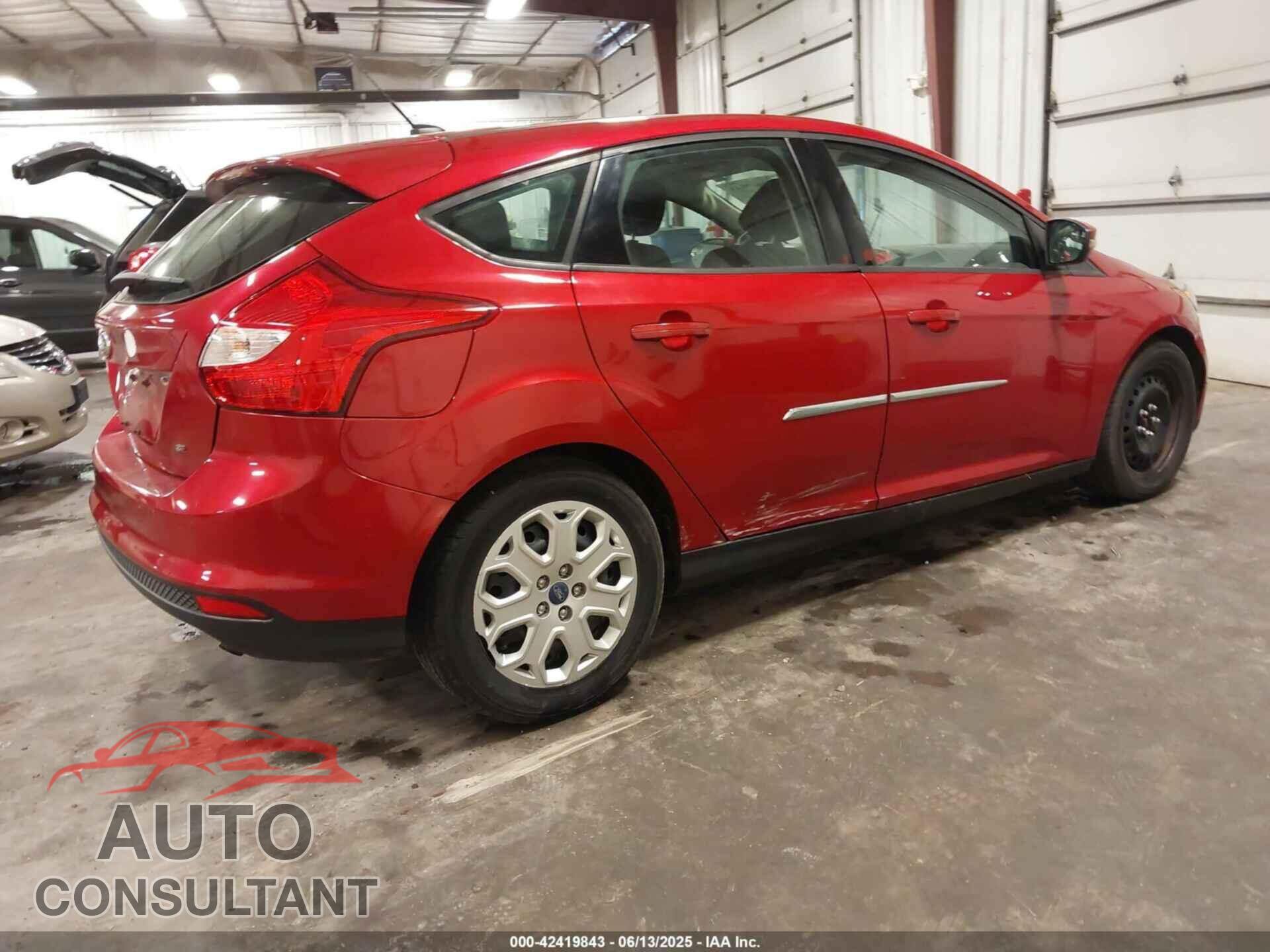 FORD FOCUS 2012 - 1FAHP3K29CL330288