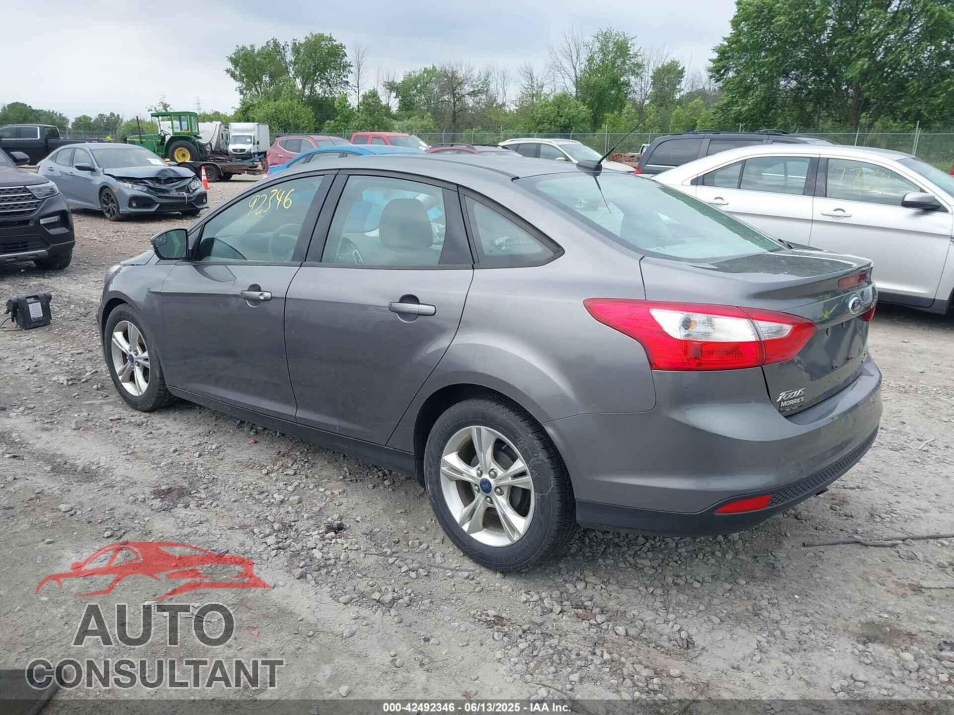 FORD FOCUS 2014 - 1FADP3F27EL237412