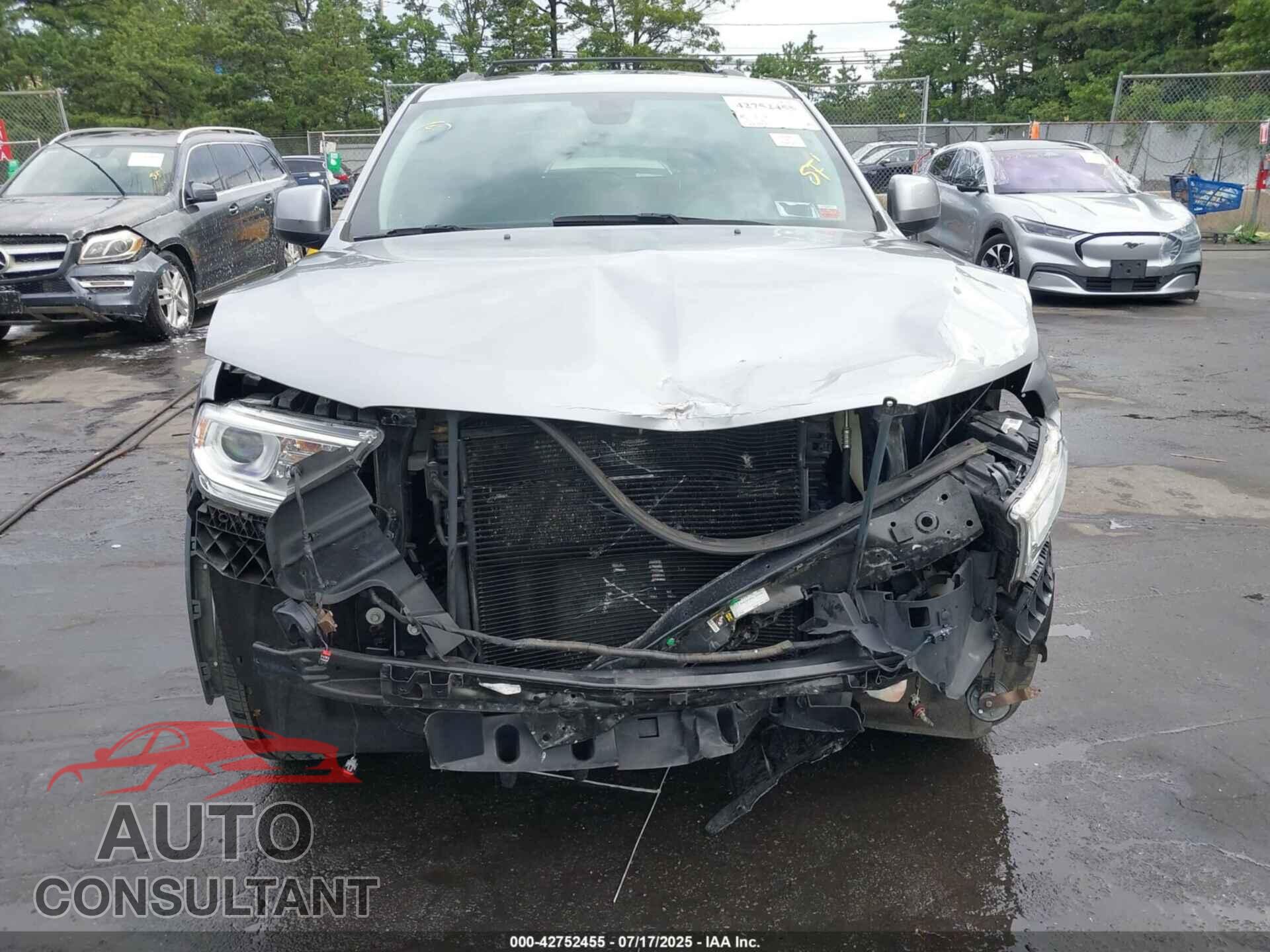 DODGE DURANGO 2017 - 1C4RDJAGXHC881135