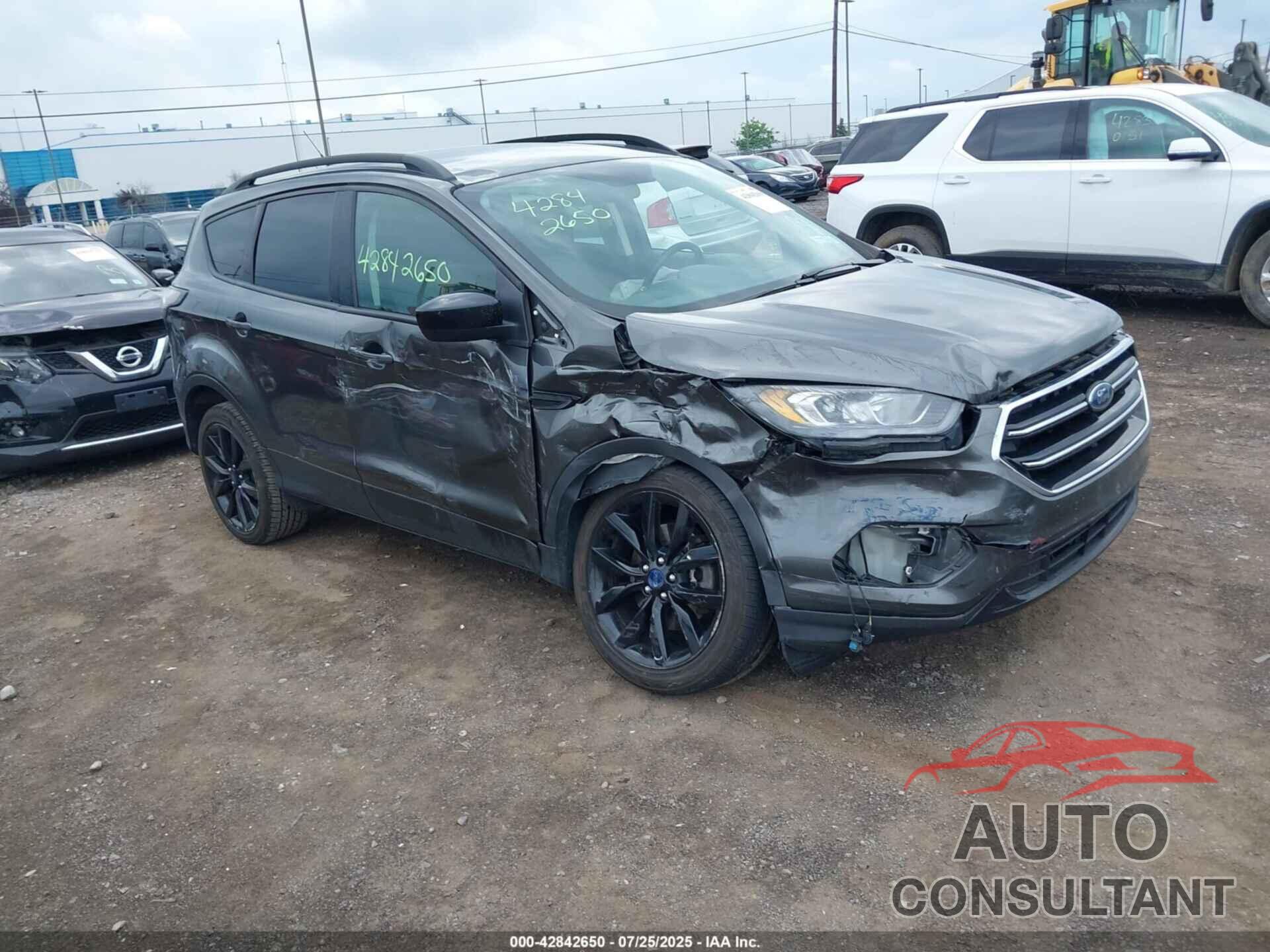FORD ESCAPE 2017 - 1FMCU9G91HUB39287