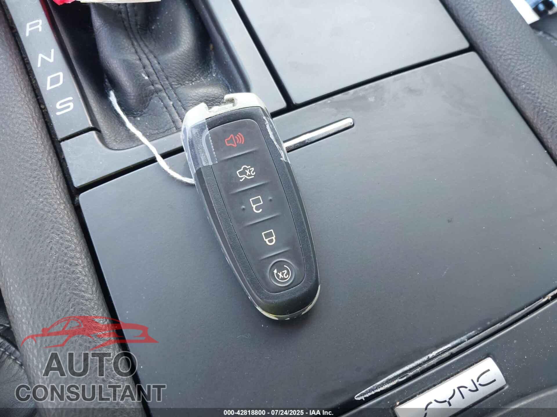 FORD TAURUS 2016 - 1FAHP2E80GG121935