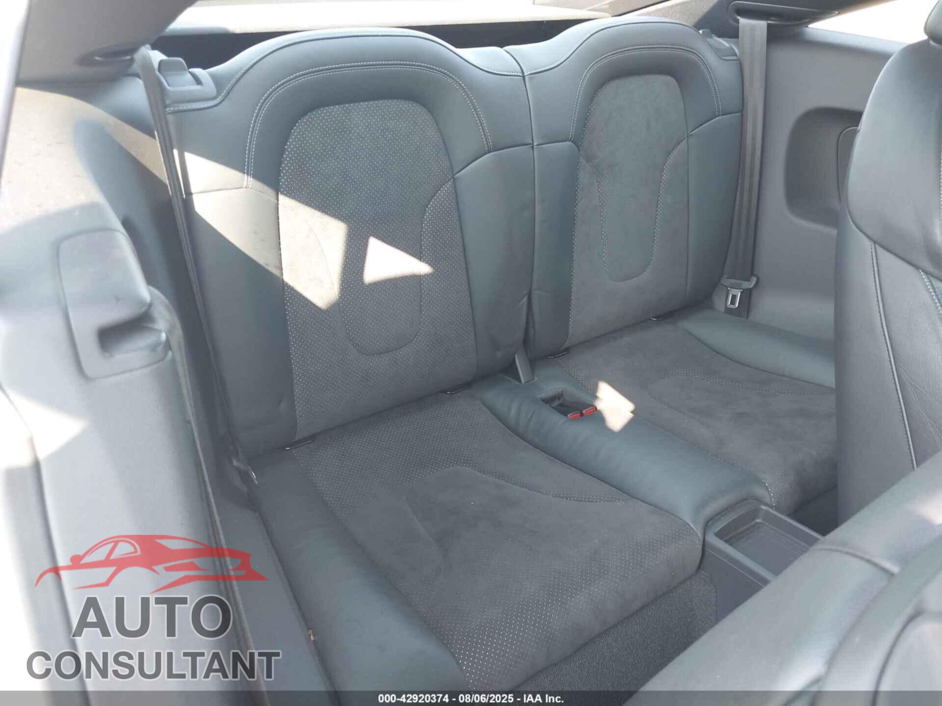 AUDI TT 2015 - TRUBFAFK3F1000864