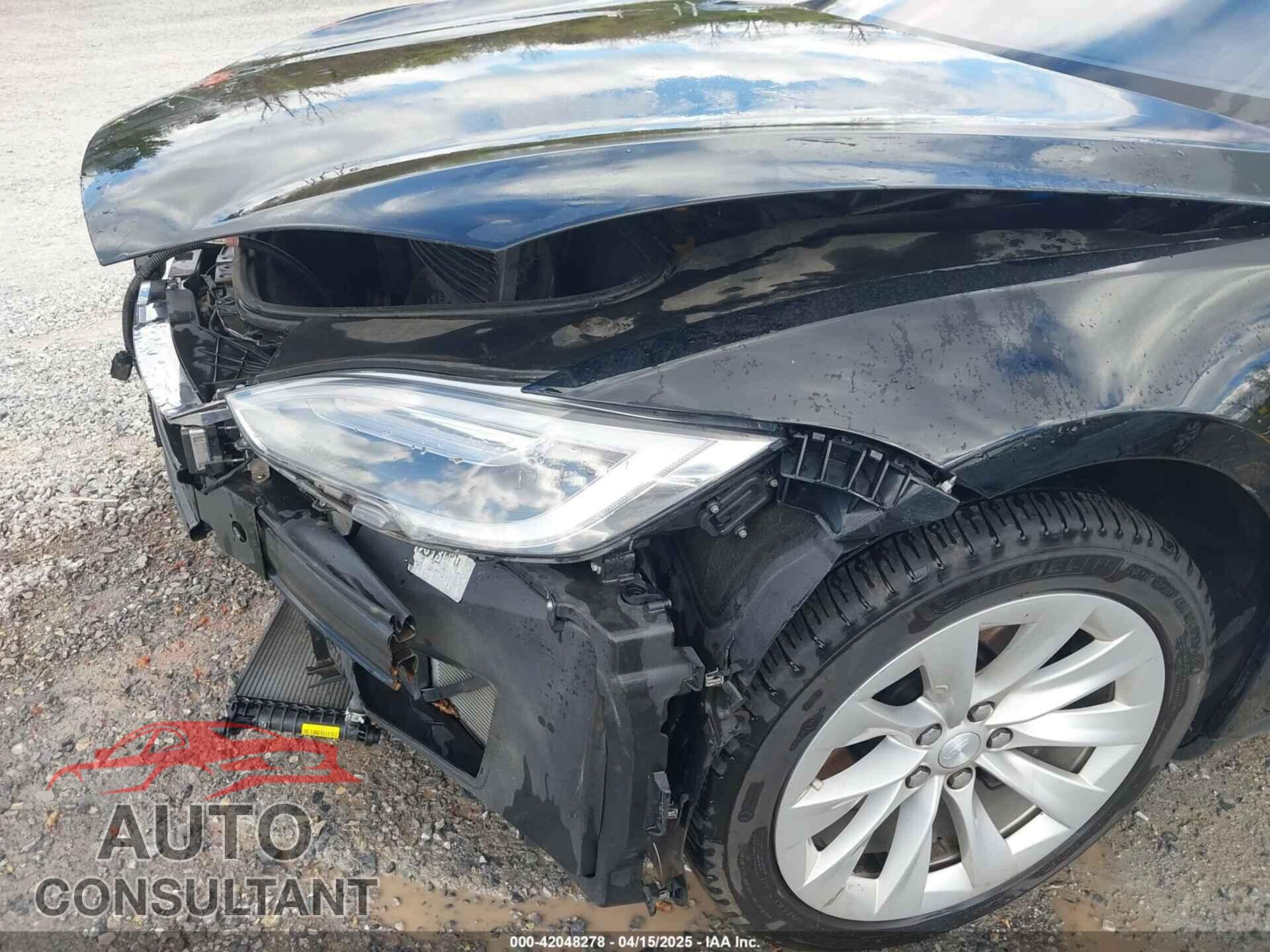 TESLA MODEL S 2017 - 5YJSA1E1XHF210843