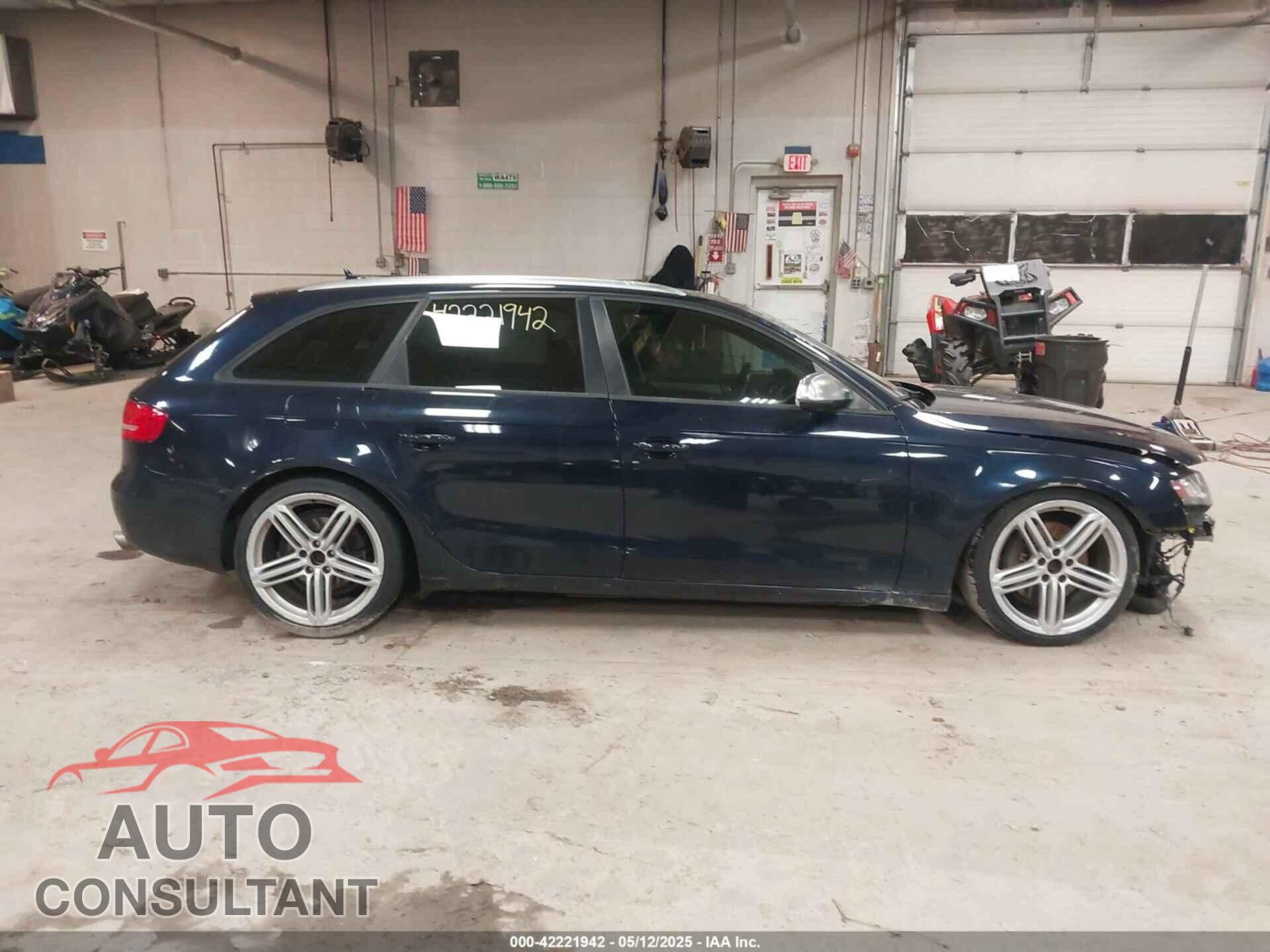 AUDI A4 2010 - WAUSFAFL8AA037109
