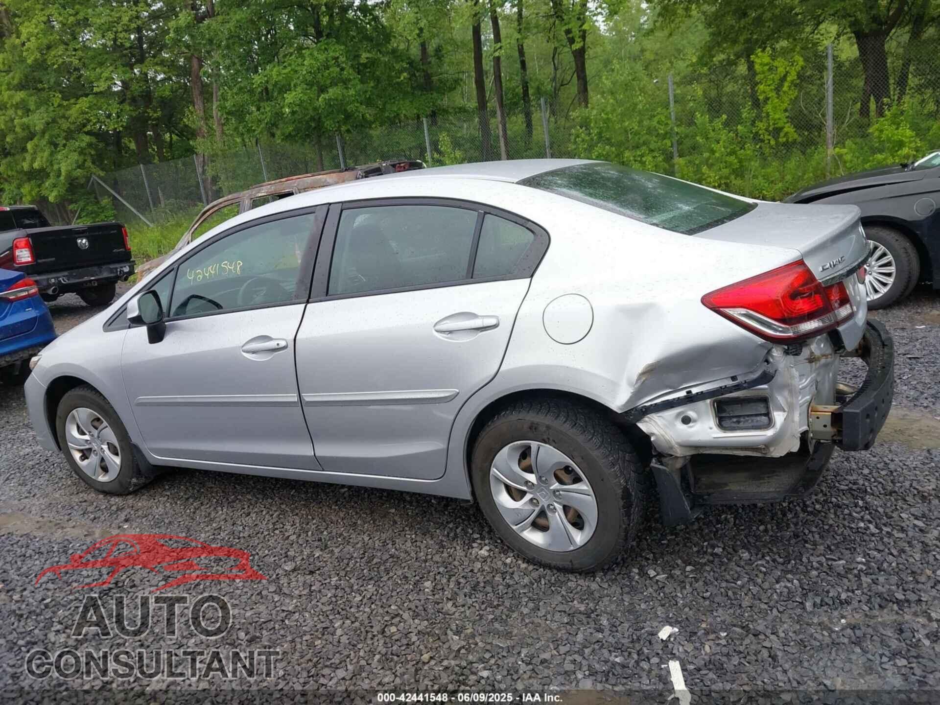 HONDA CIVIC 2013 - 2HGFB2F57DH554769