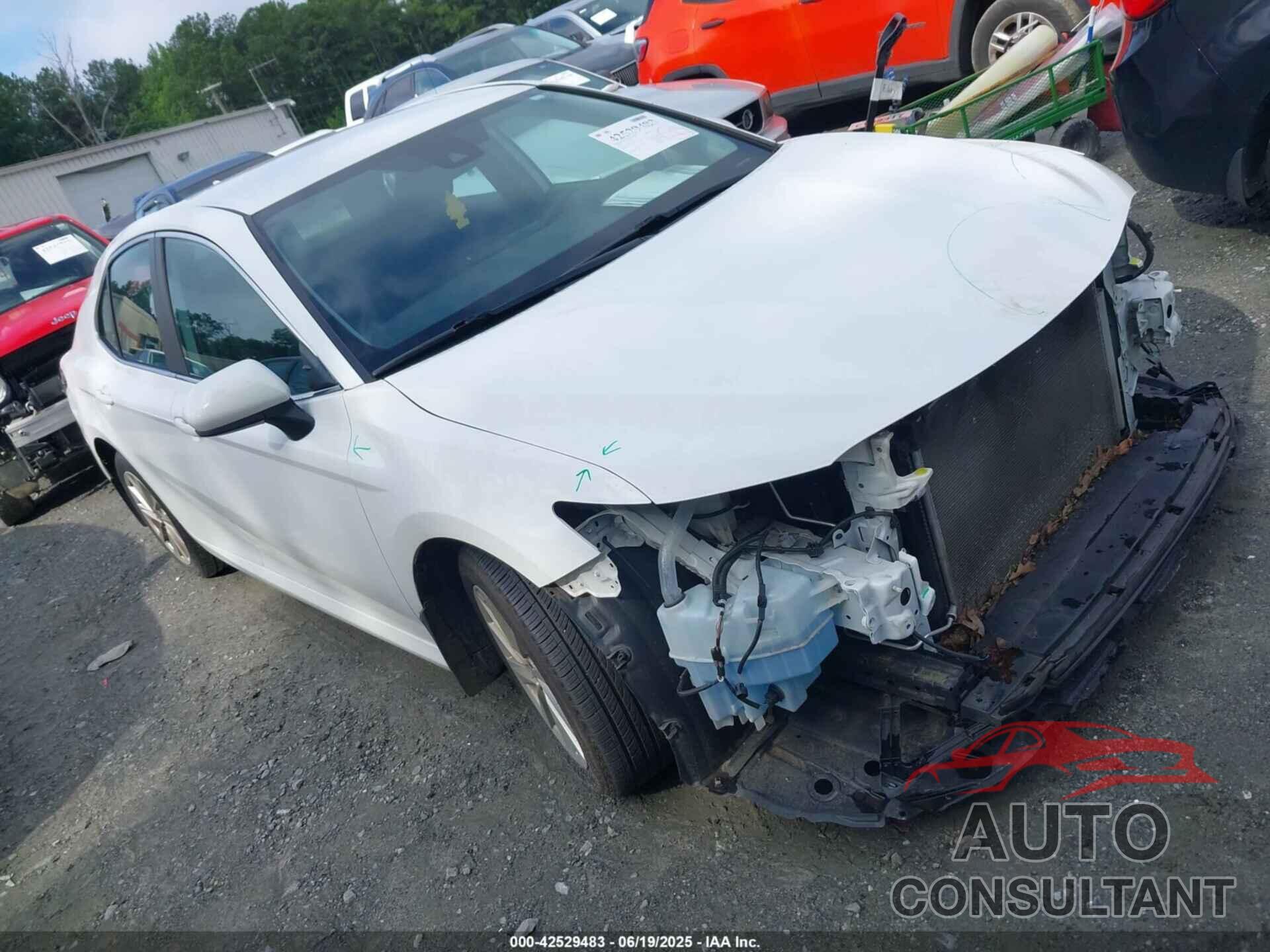 TOYOTA CAMRY 2021 - 4T1C11AK4MU516713