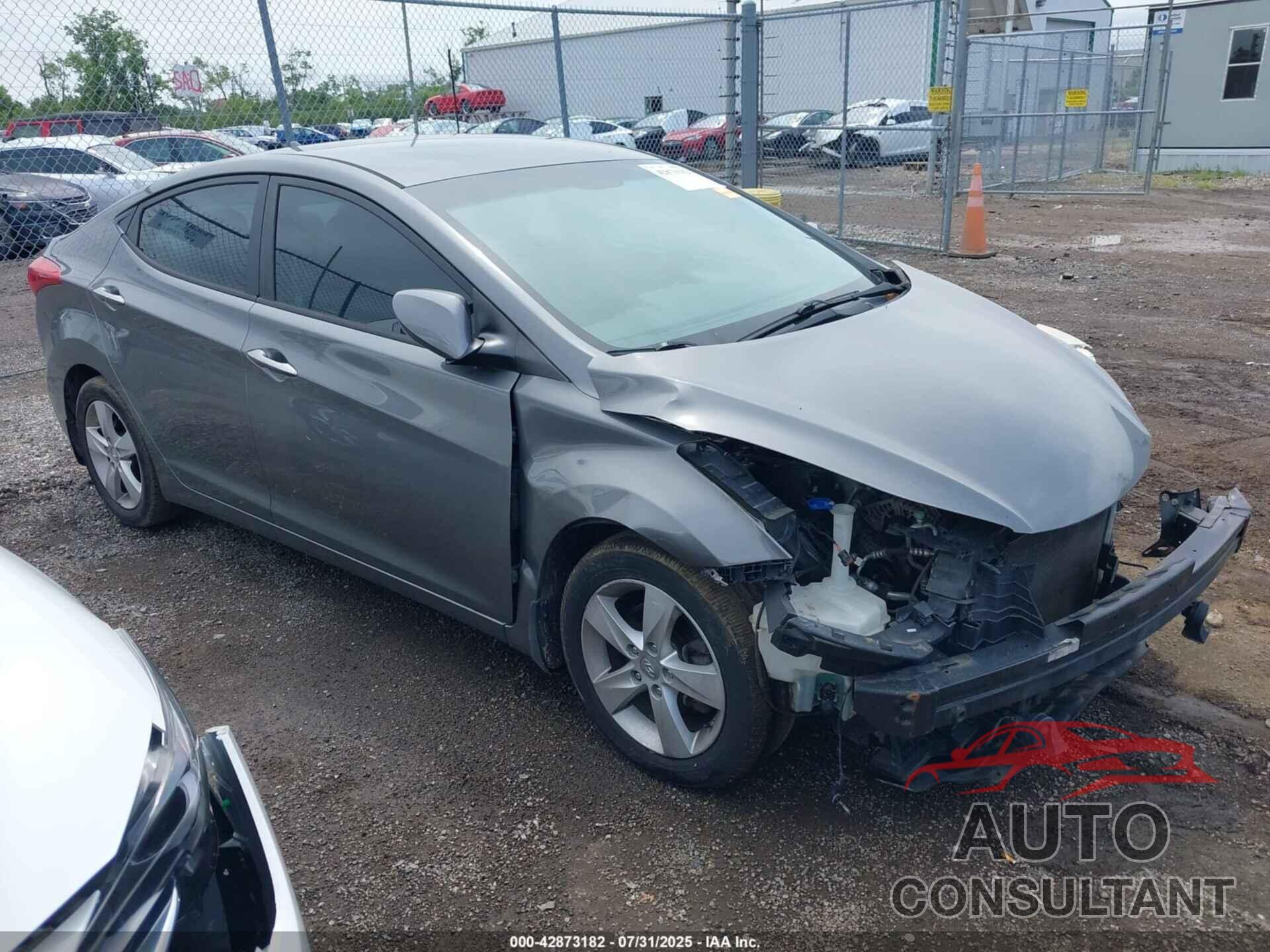HYUNDAI ELANTRA 2013 - 5NPDH4AE6DH243252