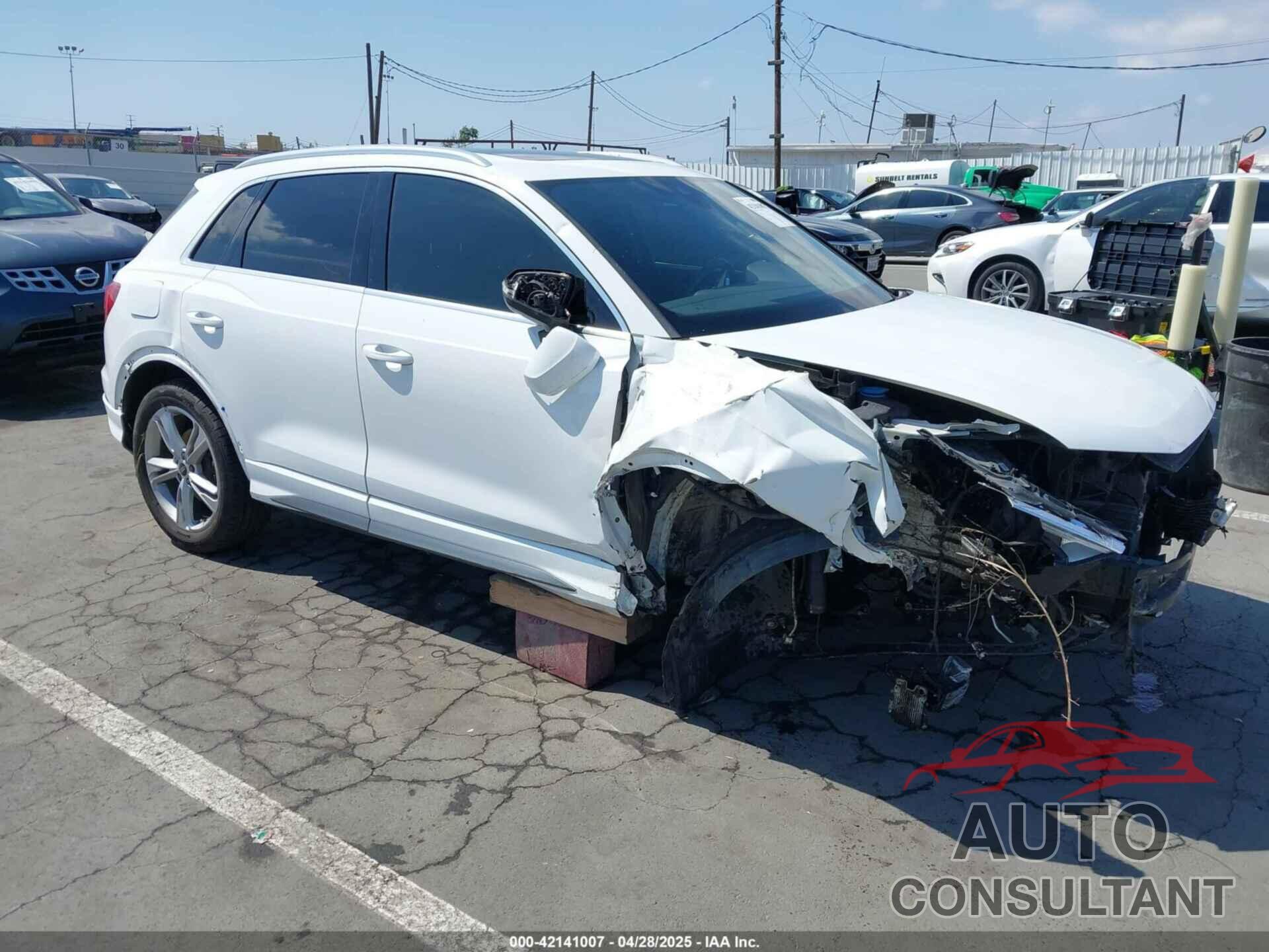 AUDI Q3 2021 - WA1DECF37M1055948
