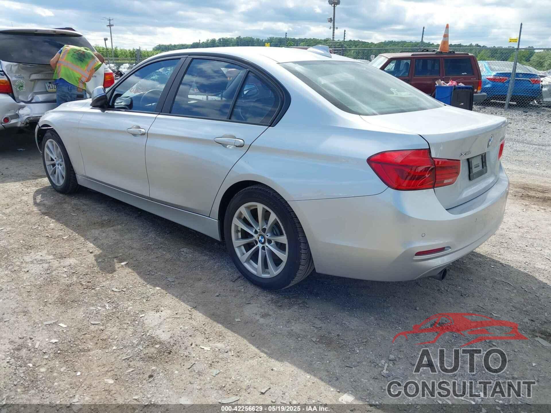 BMW 320I 2016 - WBA8E5G52GNU20629