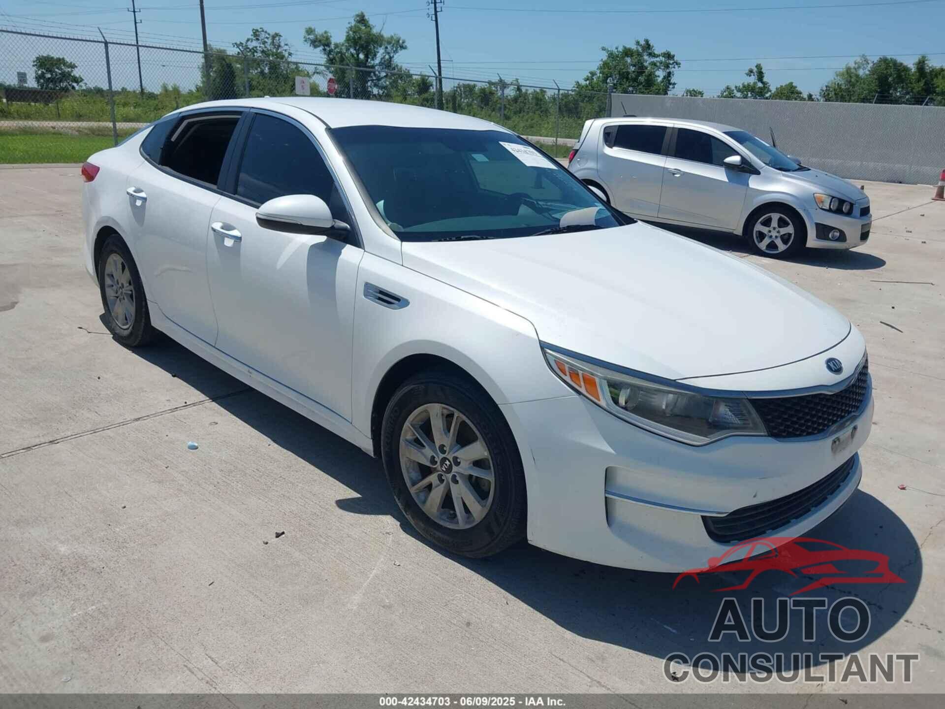 KIA OPTIMA 2018 - 5XXGT4L33JG207212
