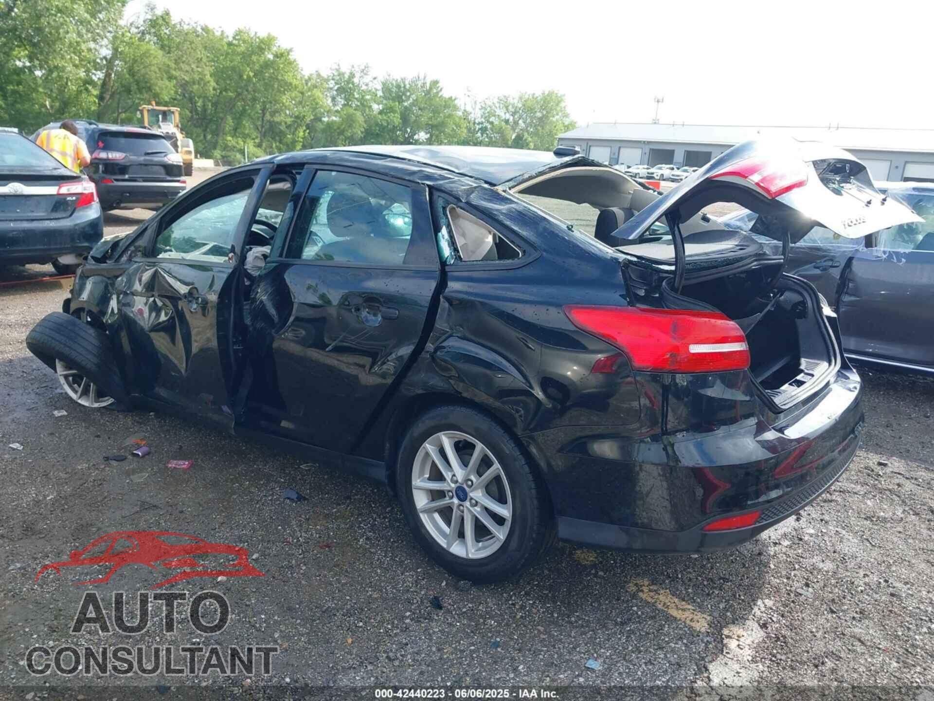 FORD FOCUS 2017 - 1FADP3F2XHL305514