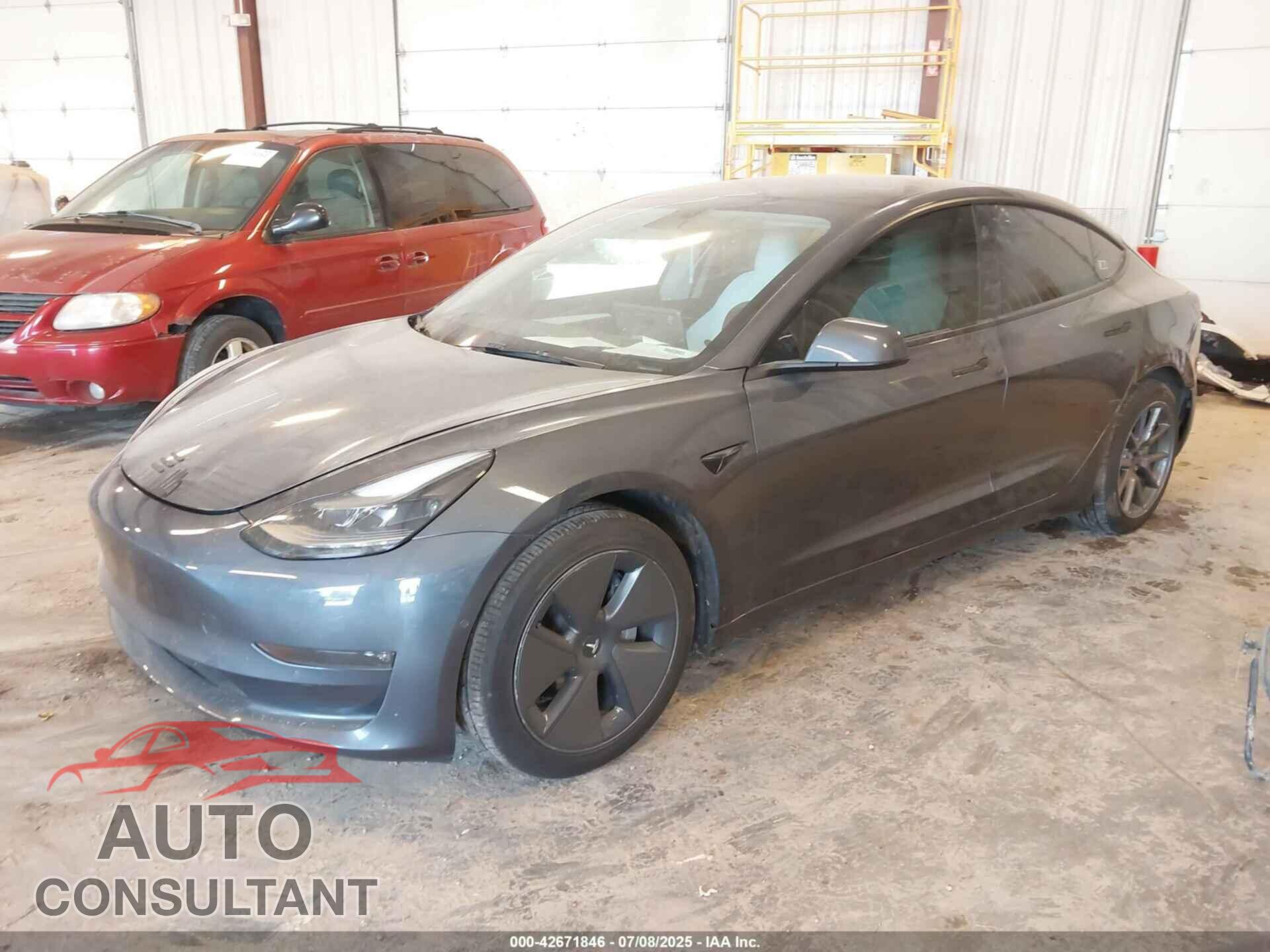 TESLA MODEL 3 2022 - 5YJ3E1EB0NF332382