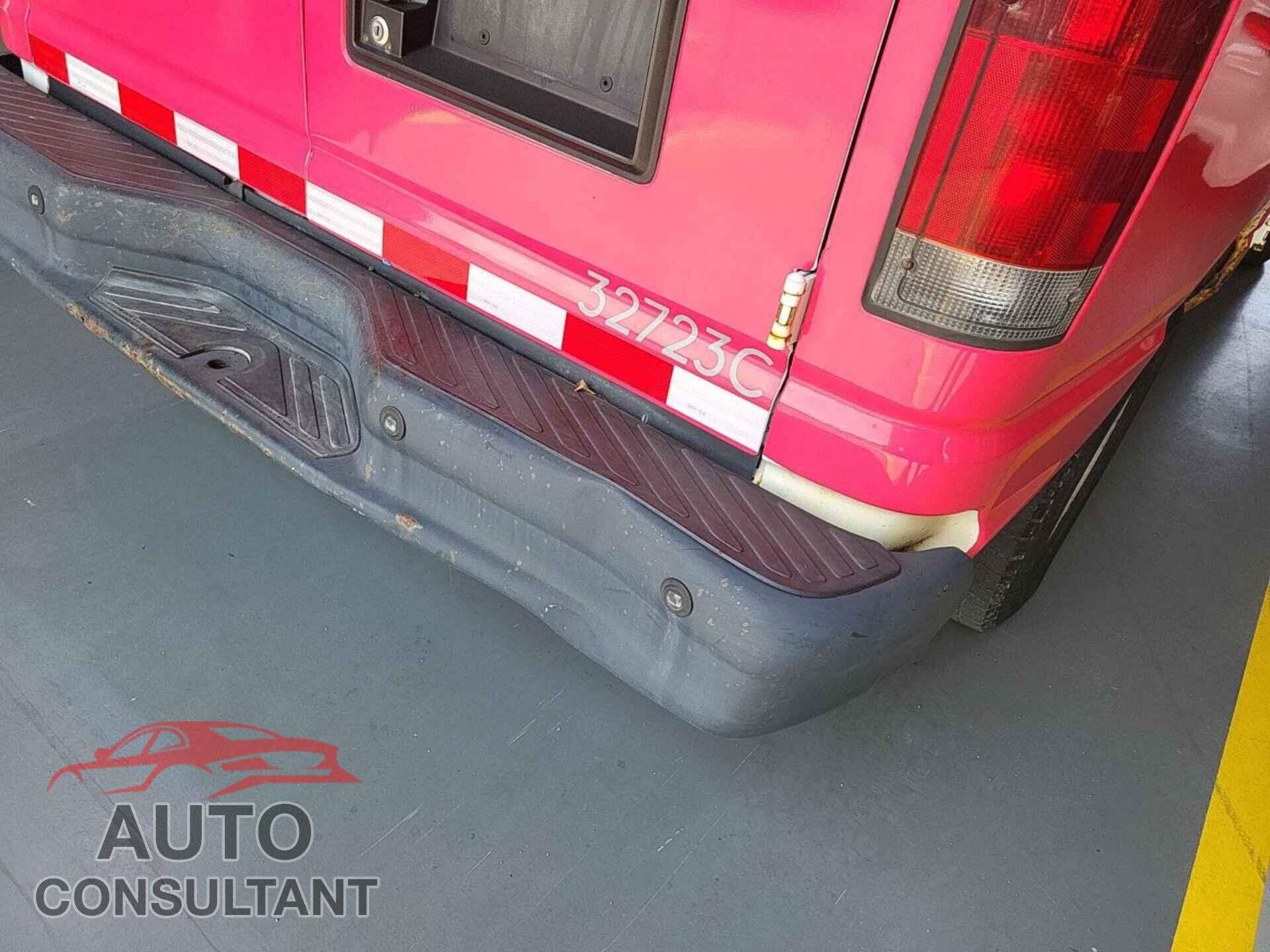 FORD ECONOLINE 2010 - 1FTNE2EL4ADA10319
