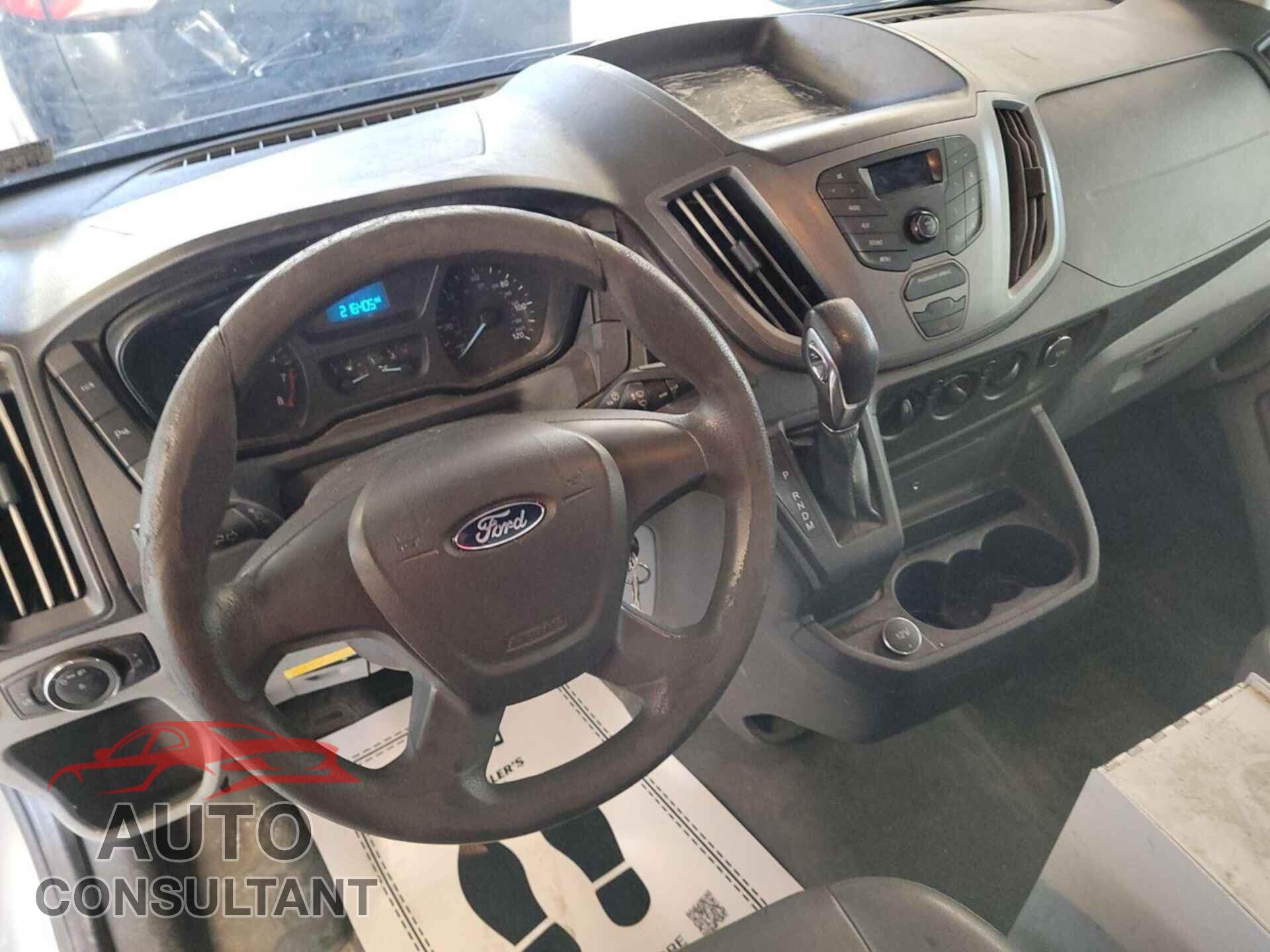 FORD TRANSIT-150 2018 - 1FTYE1CM1JKA38688