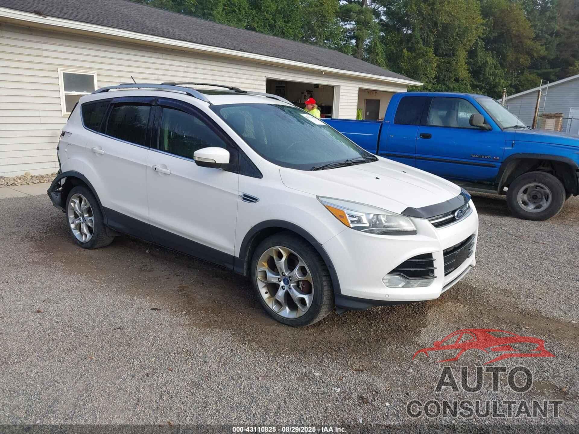 FORD ESCAPE 2013 - 1FMCU9J92DUA90538
