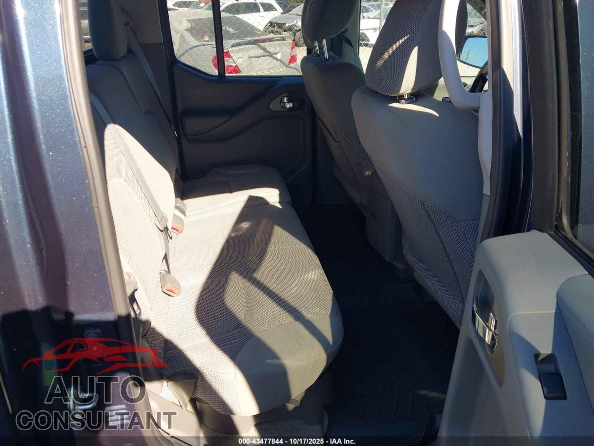 NISSAN FRONTIER 2017 - 1N6DD0EV5HN751309