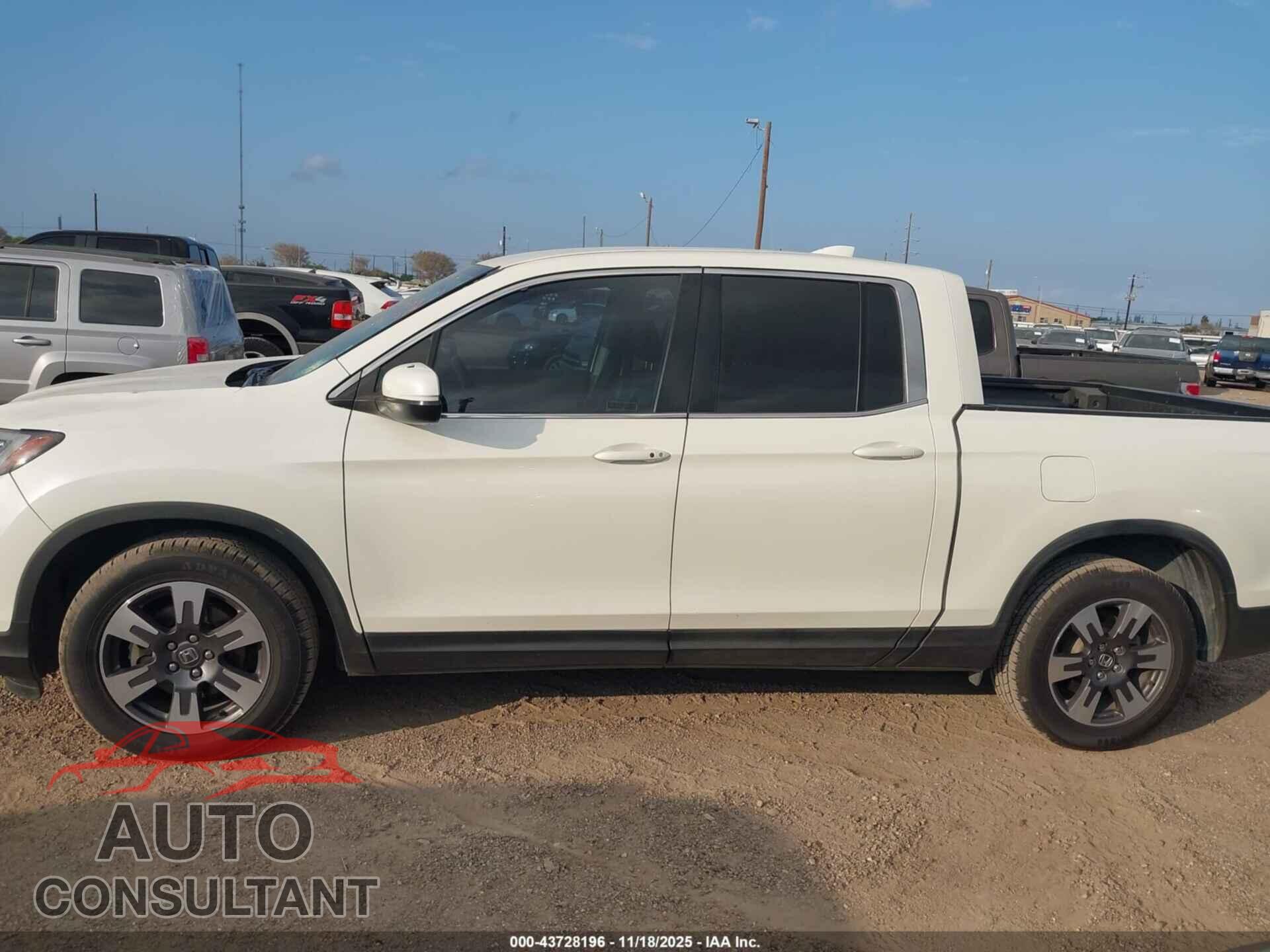 HONDA RIDGELINE 2017 - 5FPYK2F60HB011606