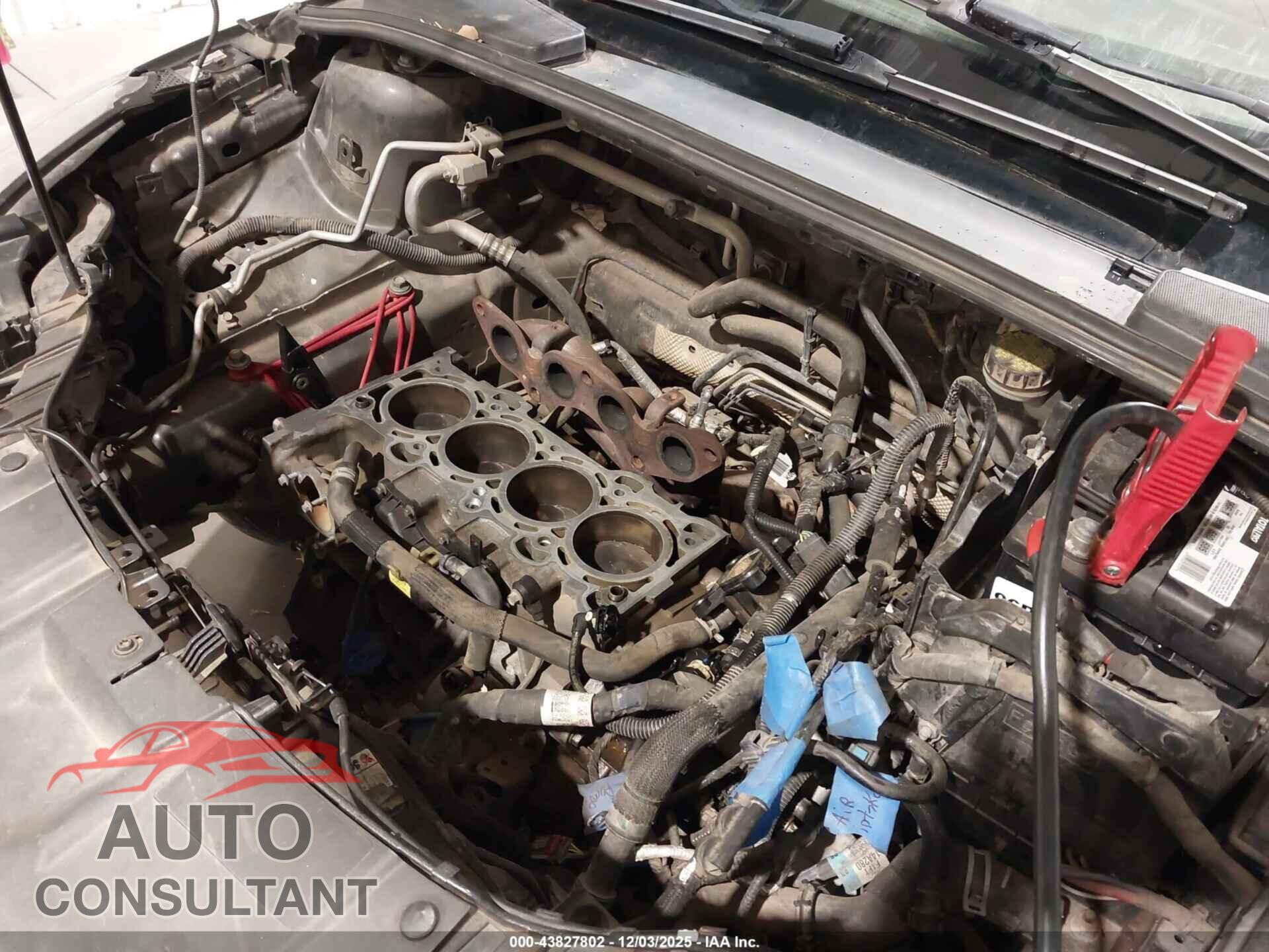 FORD FOCUS 2015 - 1FADP3F29FL336024