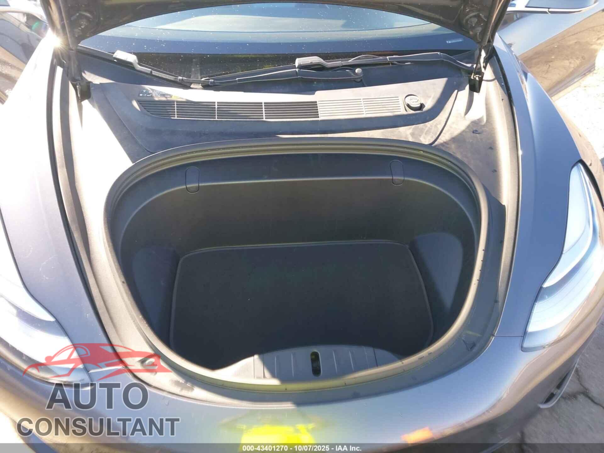 TESLA MODEL 3 2018 - 5YJ3E1EAXJF047898