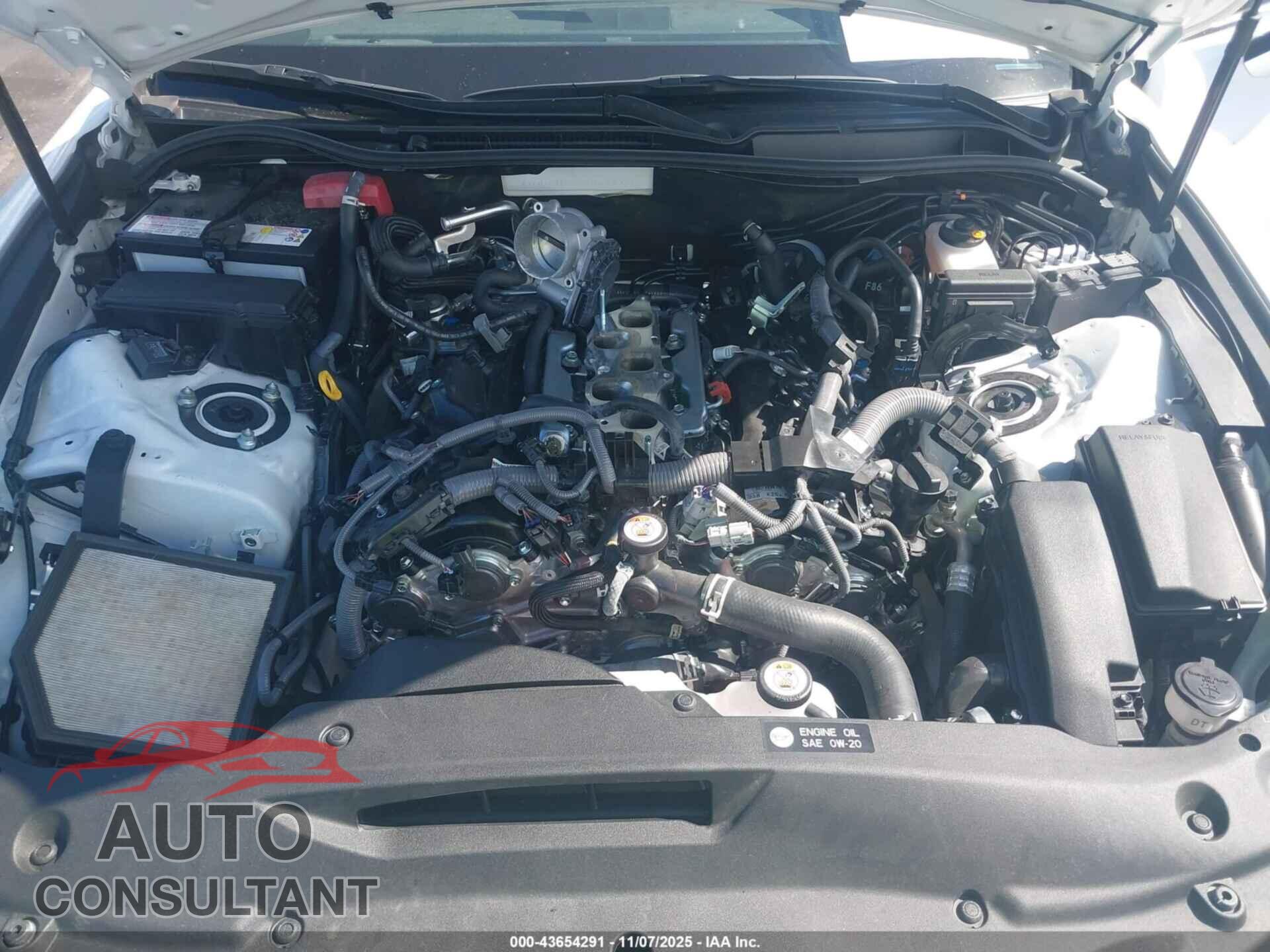 LEXUS IS 350 2025 - JTHBZ1B29S5086559