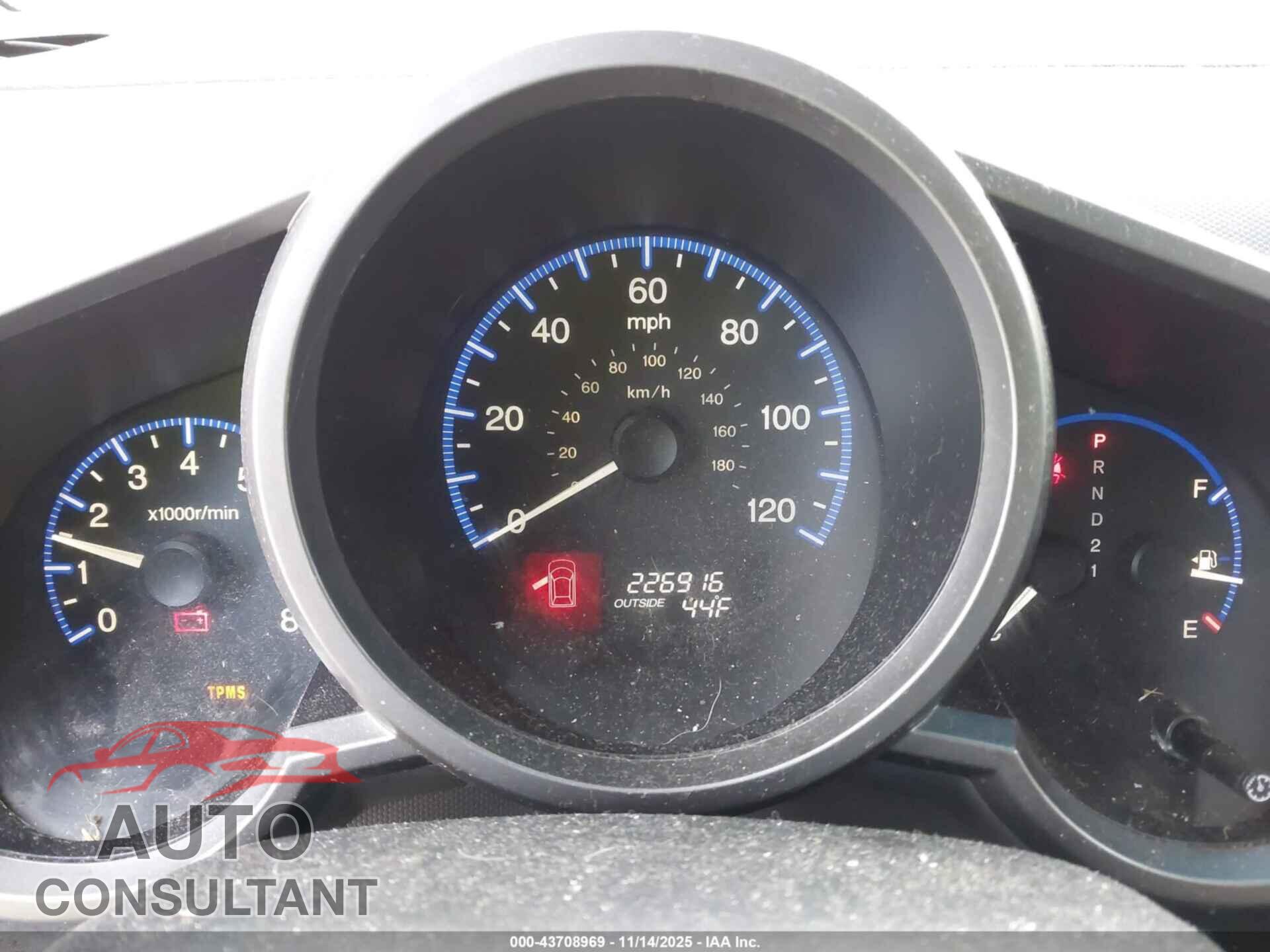 HONDA ELEMENT 2011 - 5J6YH2H71BL005471